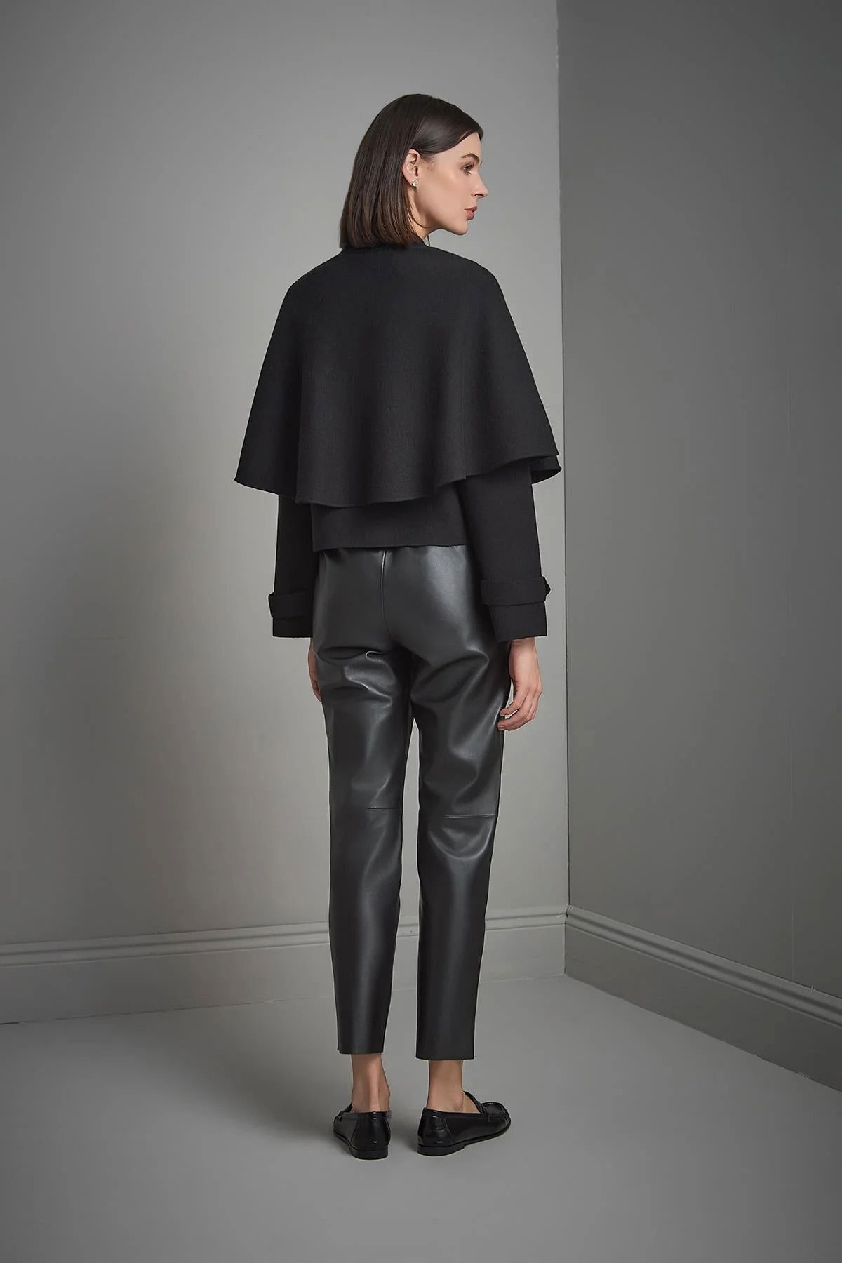 Join Us Kadın Pelerin Detaylı Gold Düğmeli Triko Ceket W089 Siyah - 5