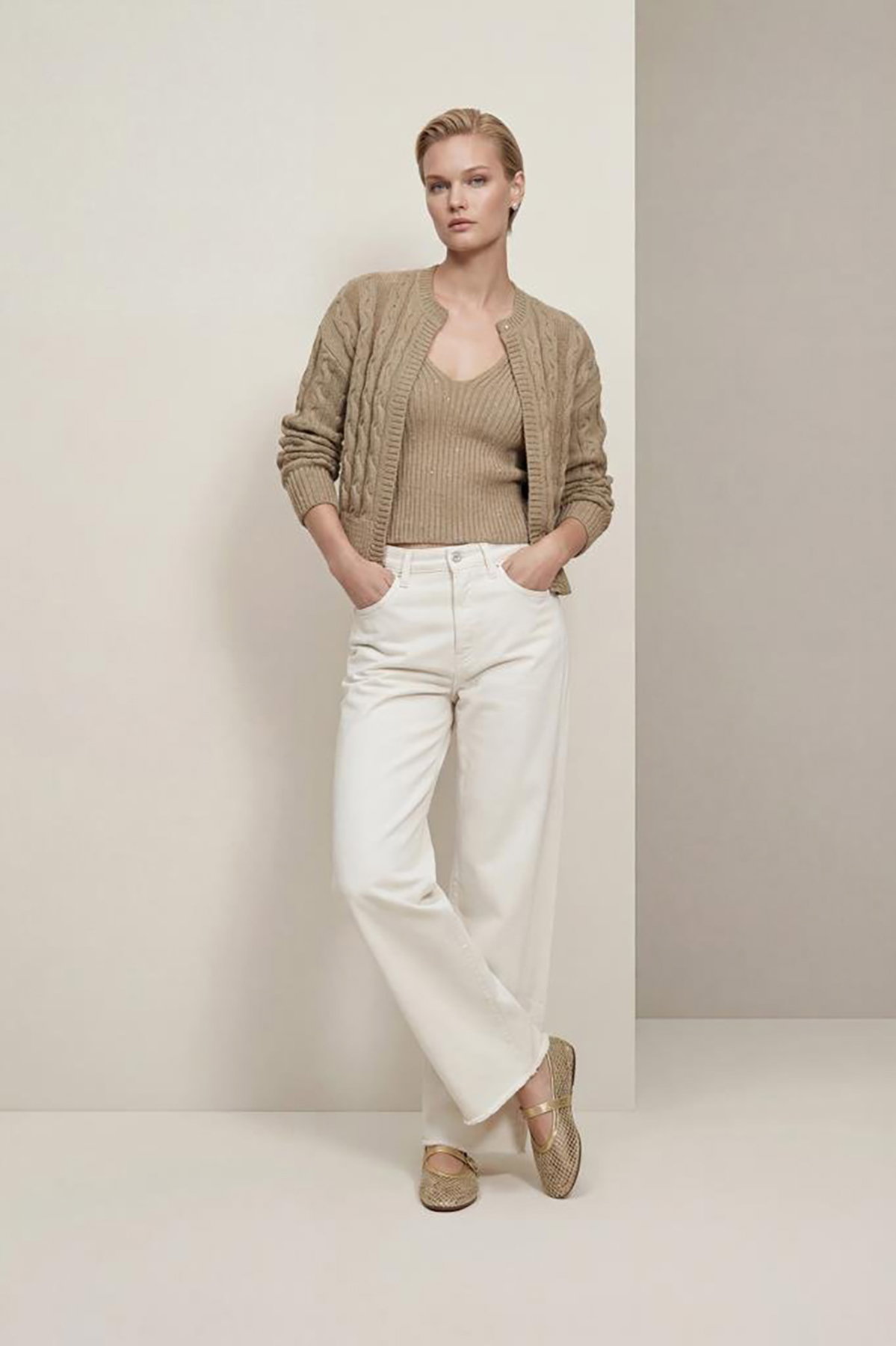 Join Us Kadın Saç Örgü Detaylı Pullu Hırka S026 Bej - 1