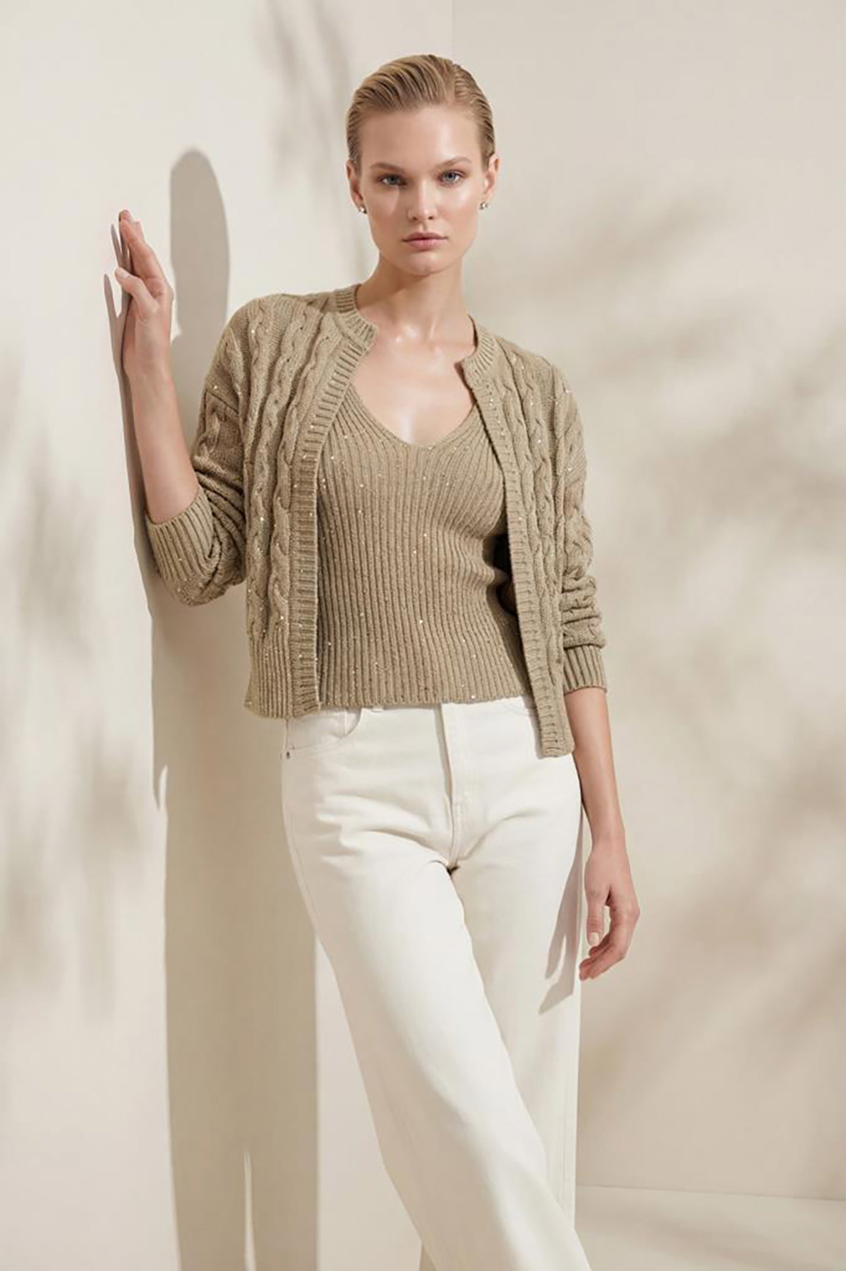 Join Us Kadın Saç Örgü Detaylı Pullu Hırka S026 Bej - 2