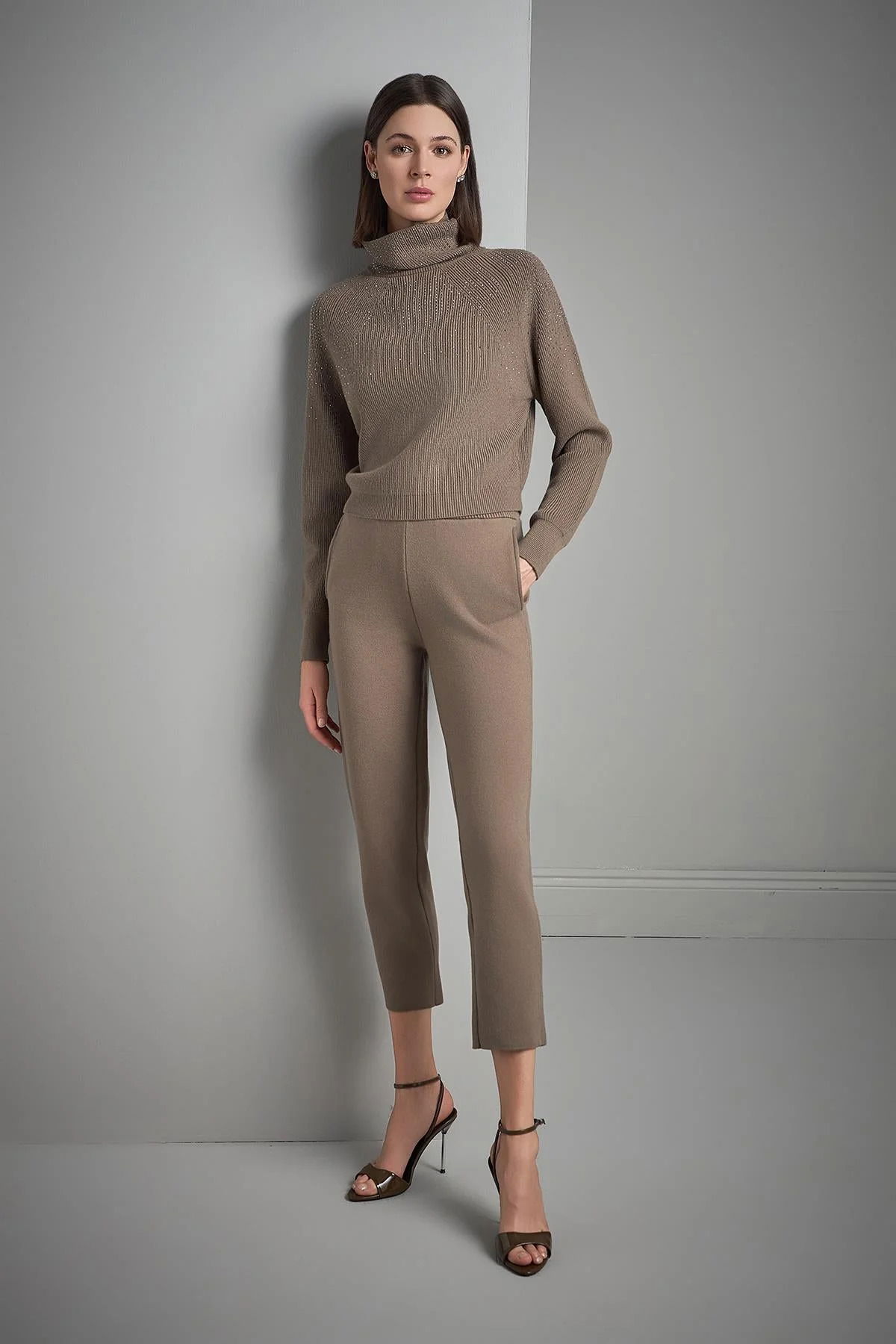 Join Us Kadın Taş Baskılı Boğazlı Triko Kazak W221 Kahverengi - 1