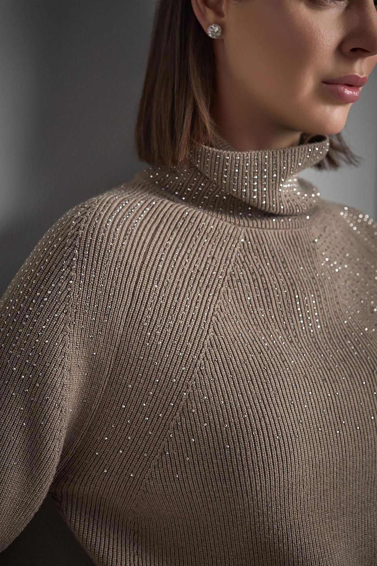 Join Us Kadın Taş Baskılı Boğazlı Triko Kazak W221 Kahverengi - 3