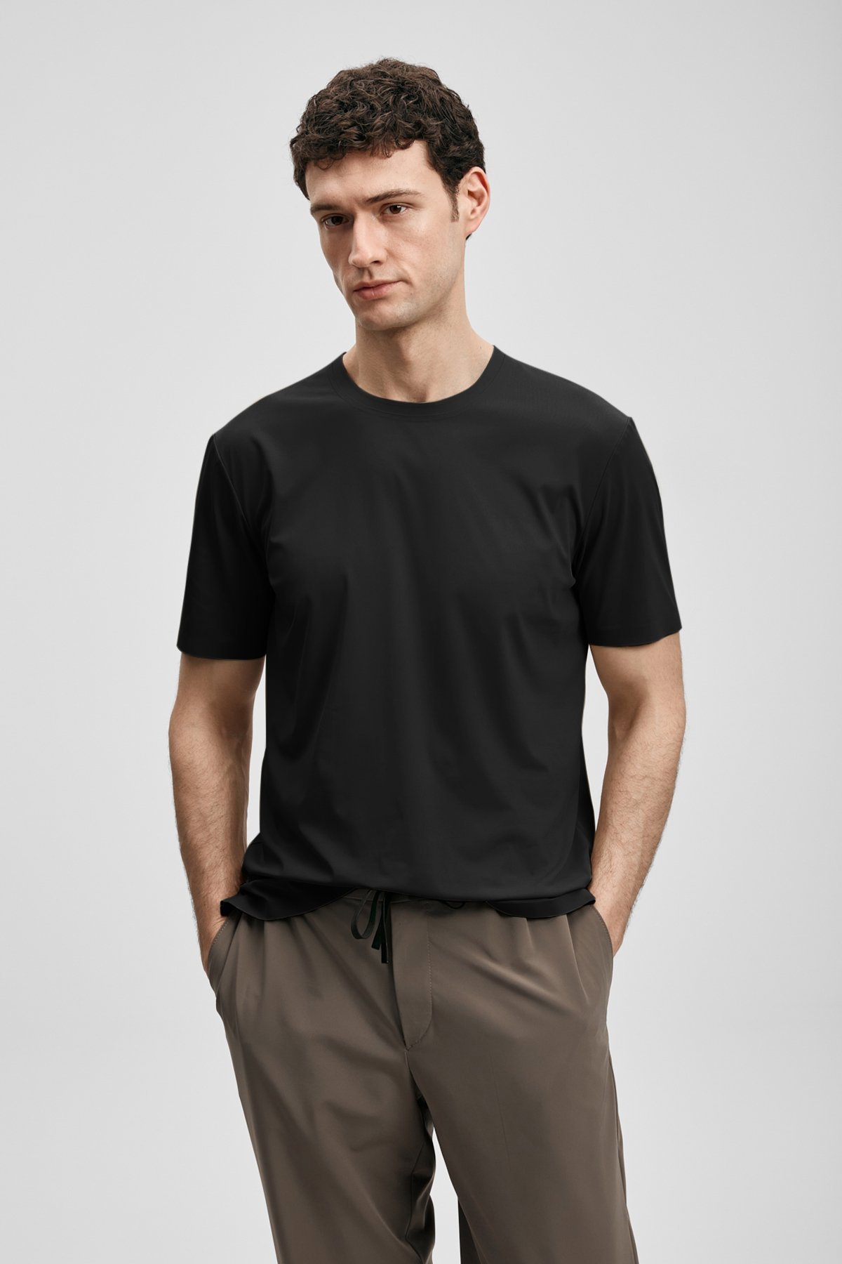 Lufian Erkek Nuvor Hi- Tech Performance Dikişsiz T-Shirt 111020319 Siyah - 1