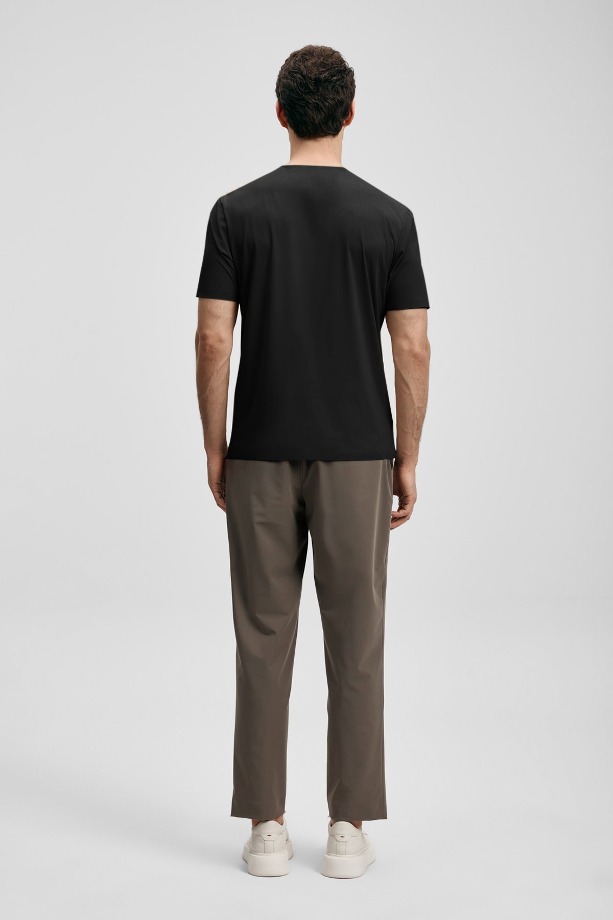 Lufian Erkek Nuvor Hi- Tech Performance Dikişsiz T-Shirt 111020319 Siyah - 4