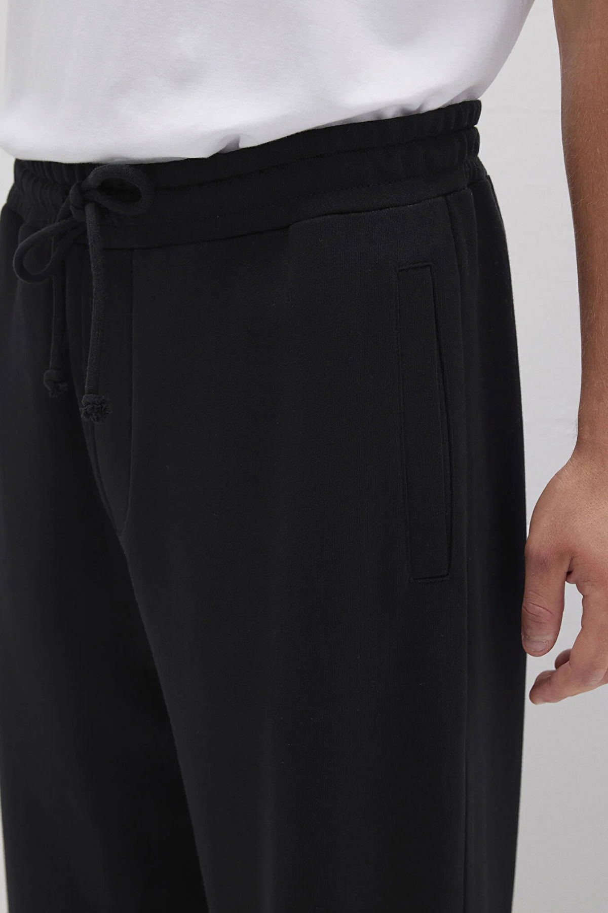 Mavi Erkek Basic Pamuklu Eşofman Altı M0010462 Siyah - 3