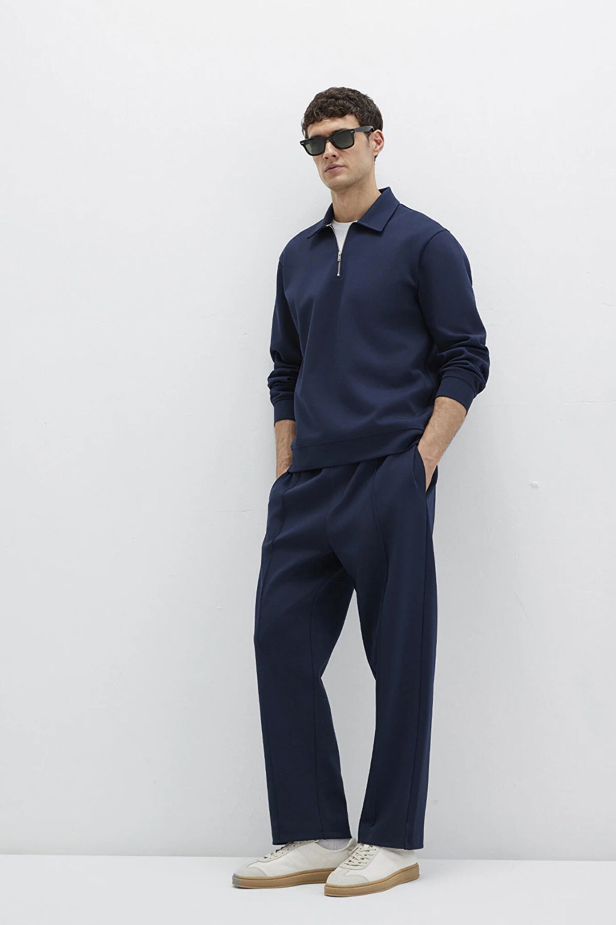 Mavi Erkek Beli Lastilkli ve İpli Cep Detaylı Eşofman Altı M0010490 Lacivert - 1