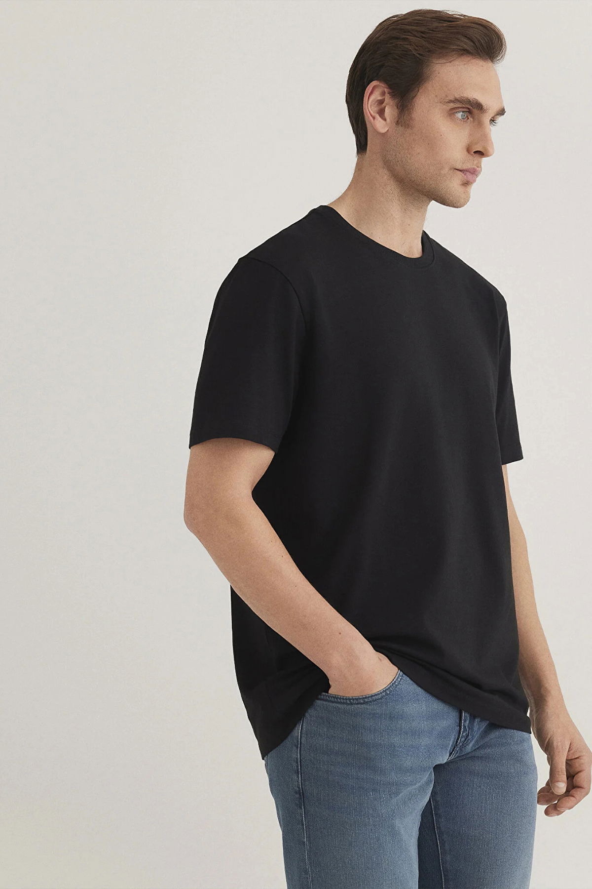 Mavi Erkek Bisiklet Yaka Pamuklu Basıc T-Shirt M0610252-900 Siyah - 1