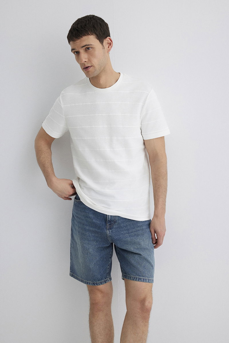 Mavi Erkek Çizgi Detaylı T-Shirt M0611409-70057 Kırık Beyaz - 2