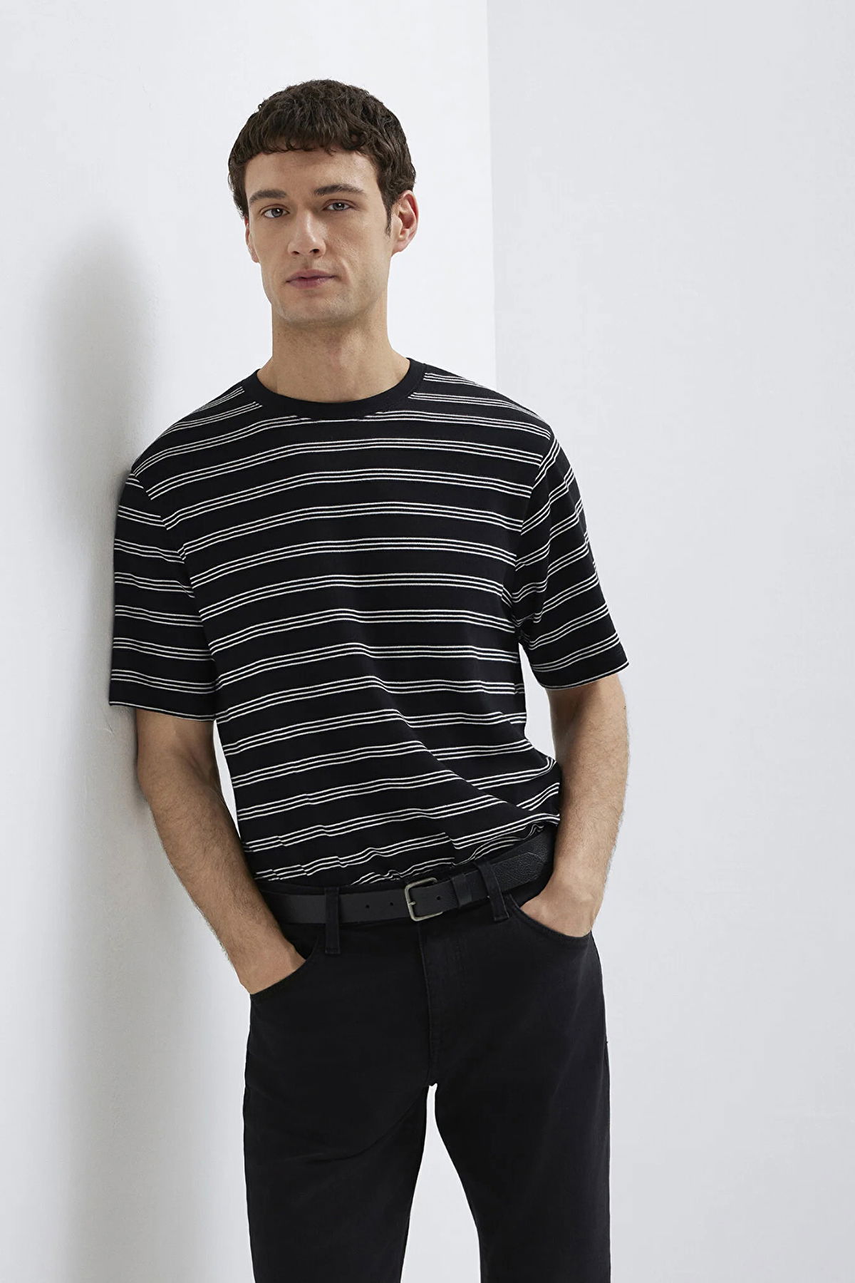 Mavi Erkek Çizgili Kısa Kollu Pamuklu T-Shirt M0613134 Siyah - 1