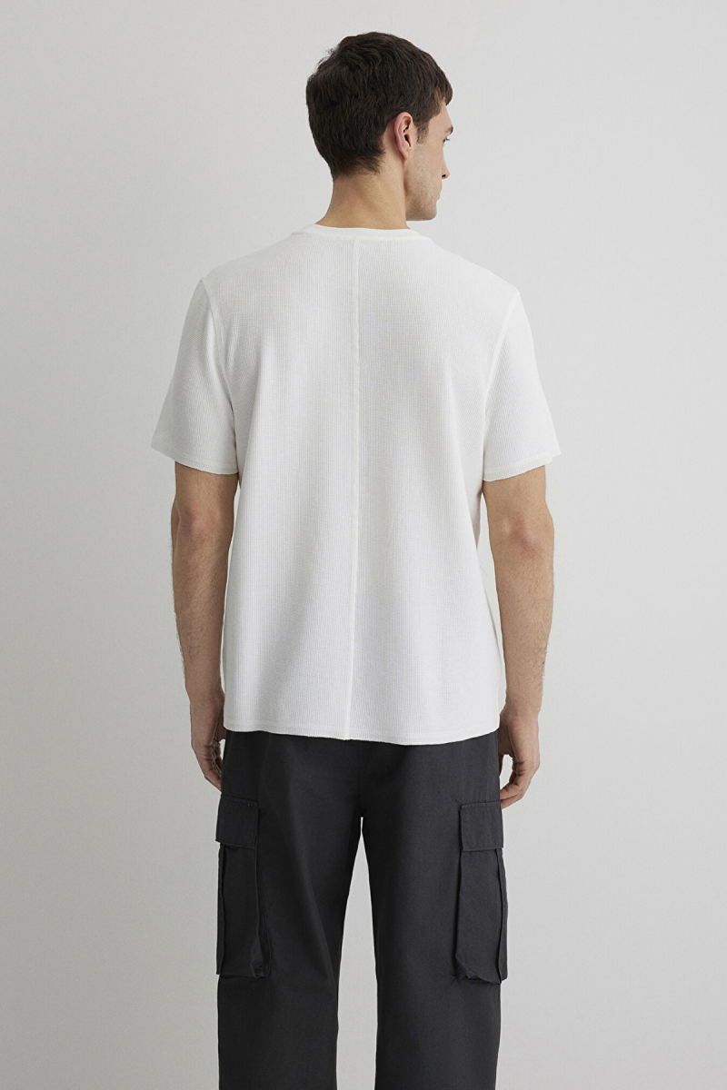 Mavi Erkek Dokulu Basic T-Shirt M0610277 Kırık Beyaz - 4