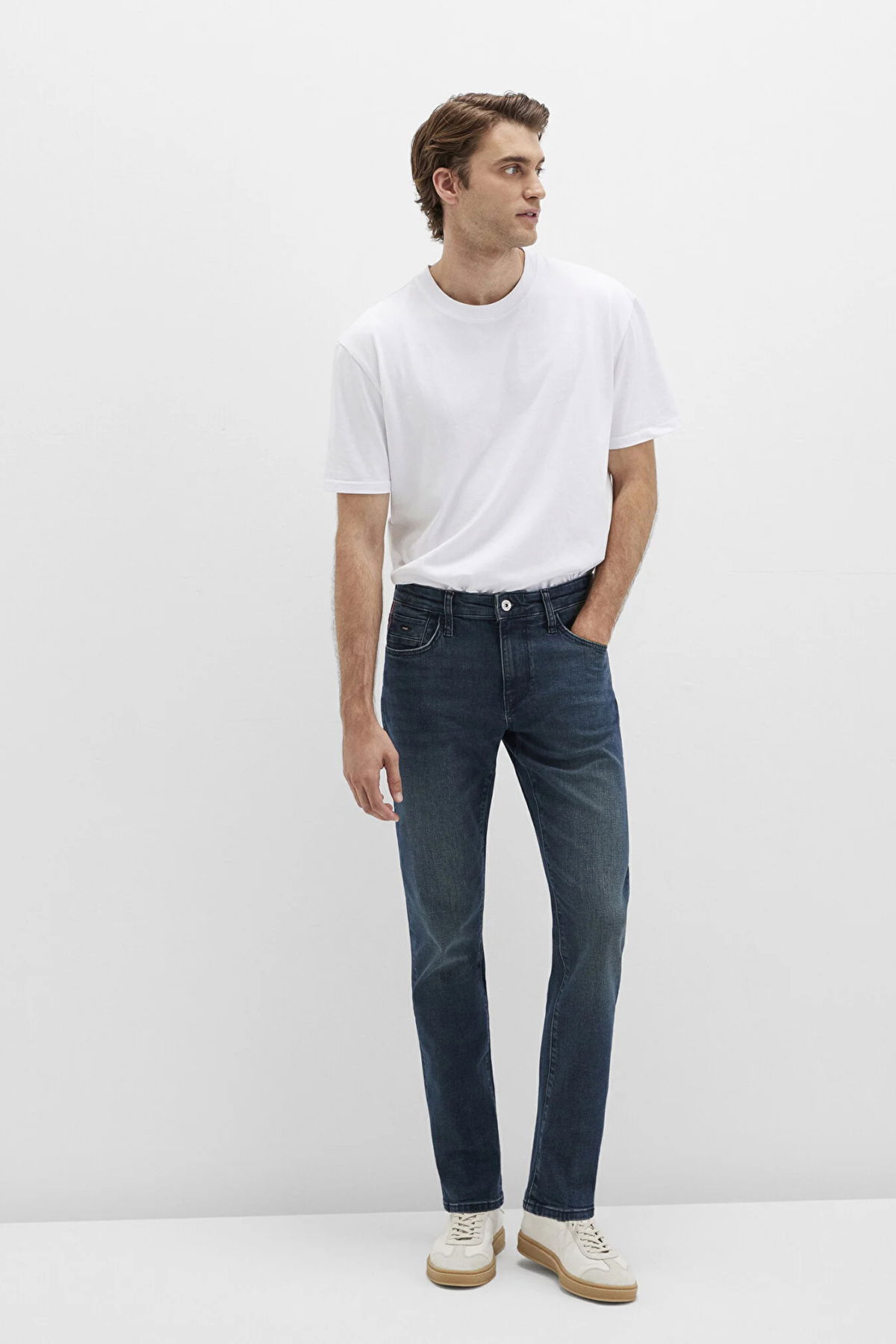 Mavi Erkek Jake Pro Move Gölgeli Jean Pantolon M0042290832 Lacivert - 1