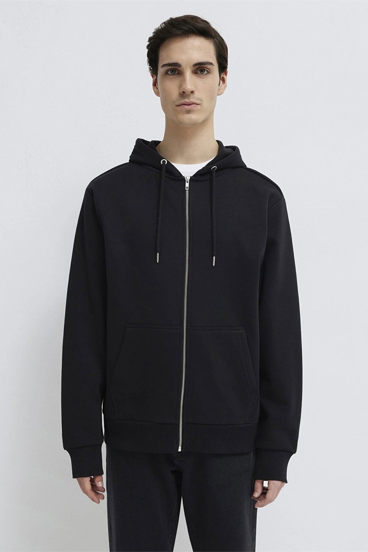 Mavi Erkek Kapüşonlu Fermuarlı Basic Sweatshirt Siyah - 4