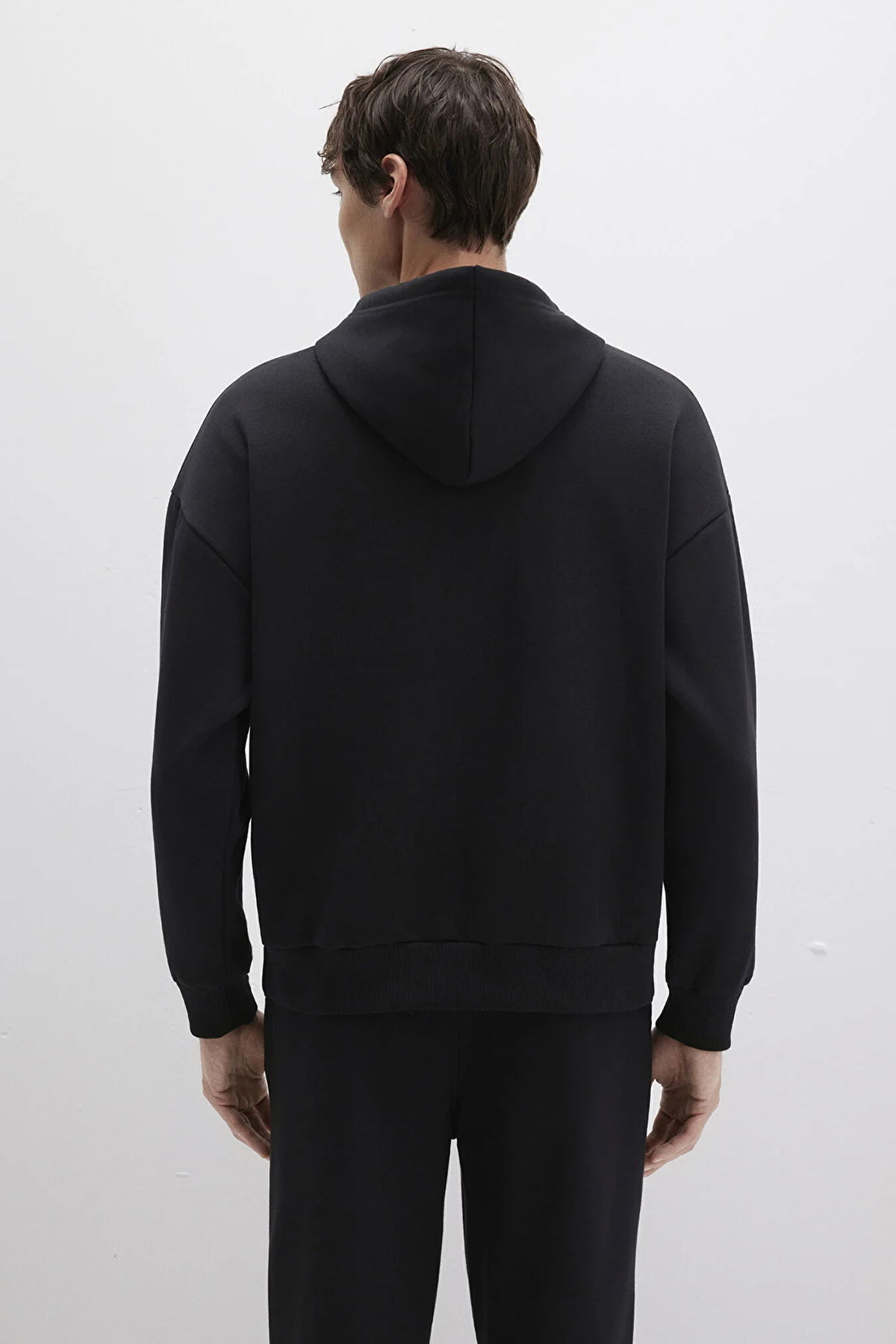 Mavi Erkek Logo Baskılı Kapüşonlu Sweatshirt M067149 Siyah - 4