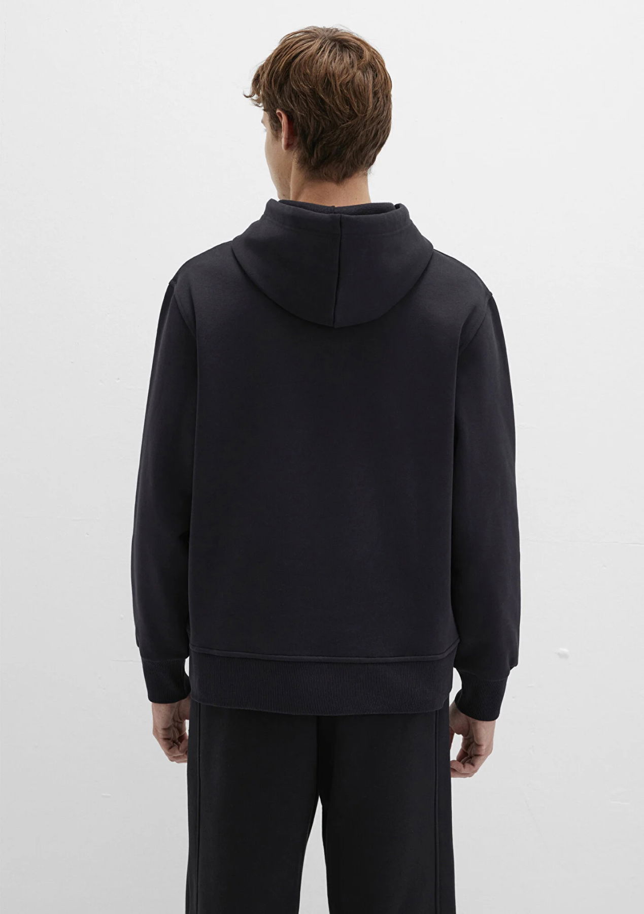 Mavi Erkek Logo Nakışlı Kapüşonlu Sweatshirt M065809 Siyah - 4