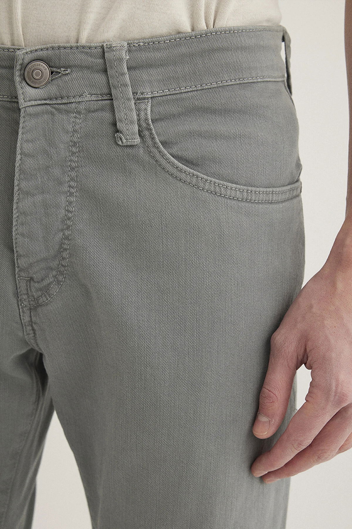 Mavi Erkek Marcus Comfort Gabardin Pantolon M0035180922 Gri - 4