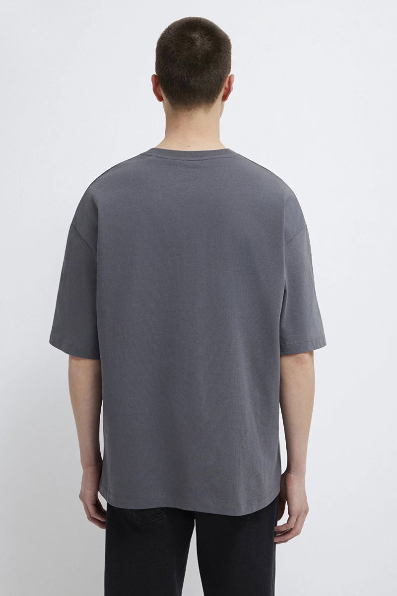 Mavi Erkek Oversize Bisiklet Yaka Basic T-Shirt M0613188 Gri - 4
