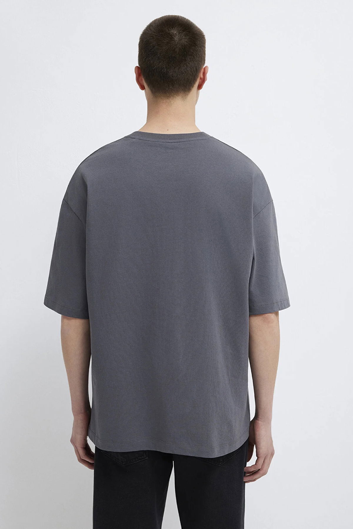 Mavi Erkek Oversize Bisiklet Yaka Basic T-Shirt M0613188 Gri - 4