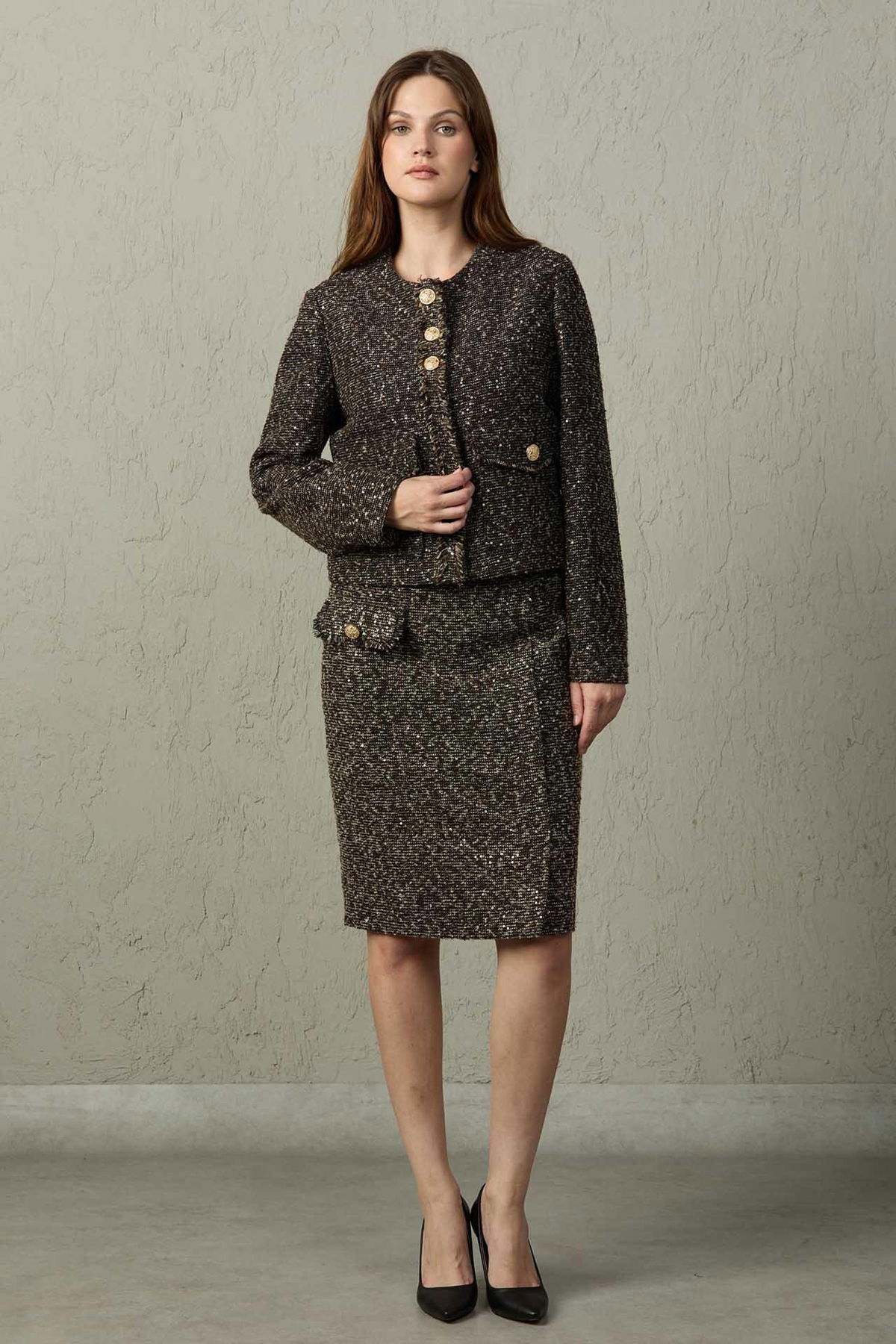 Mezzura Kadın Tüvit Kumaş Pul Detaylı Ceket 1572 Kahverengi - 1