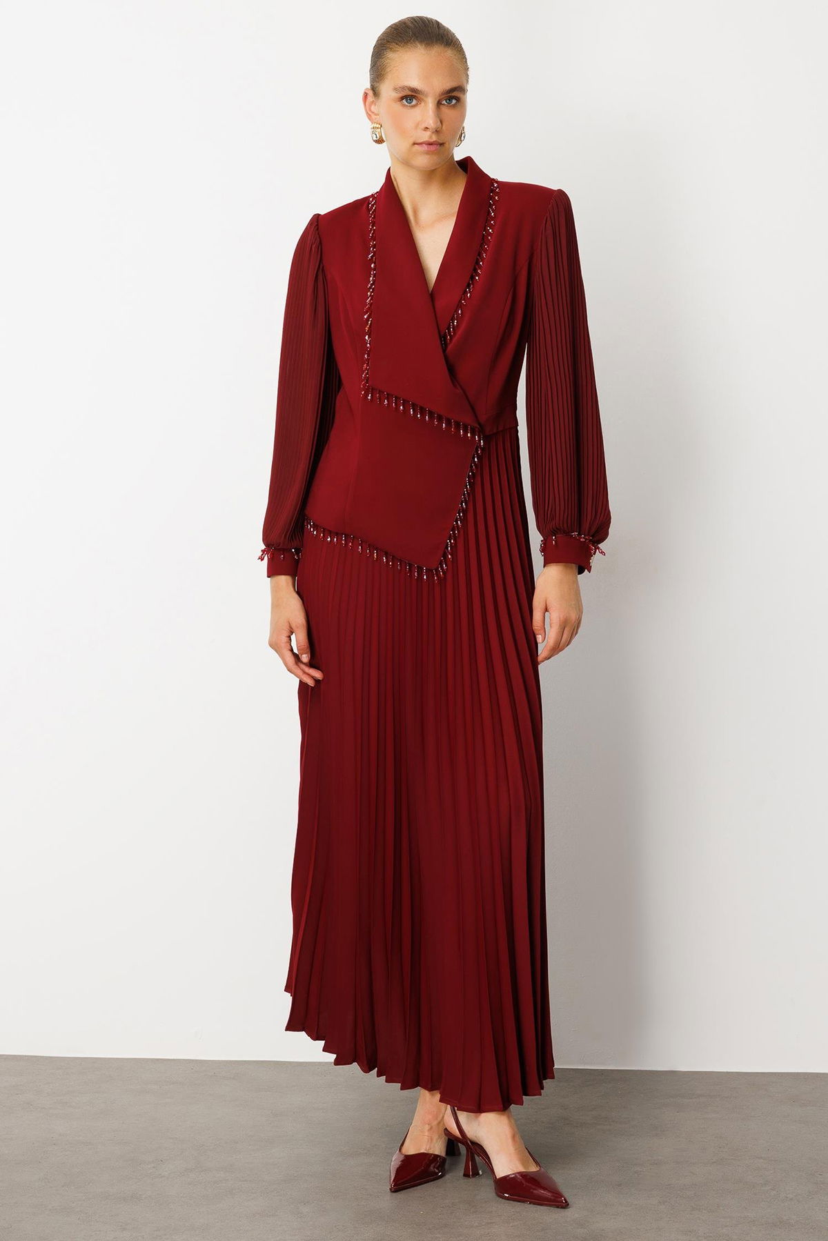 Moda İlgi Kadın Boncuk Detaylı Piliseli Uzun Elbise 6073 Bordo - 2