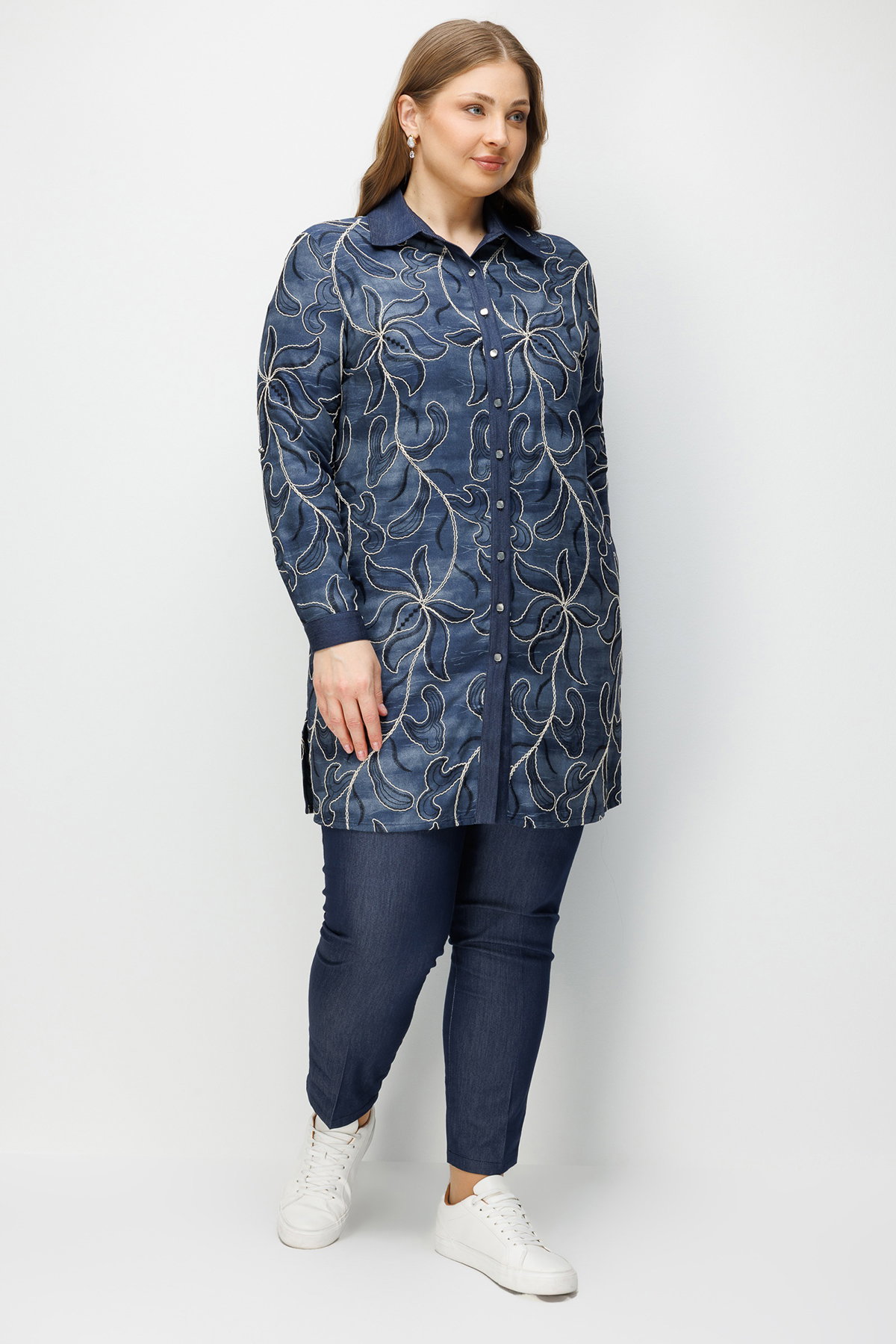 Moda İlgi Kadın Büyük Beden Çiçek Desen Nakışlı Düğme Kapamalı Uzun Tunik 0374 Lacivert - 3