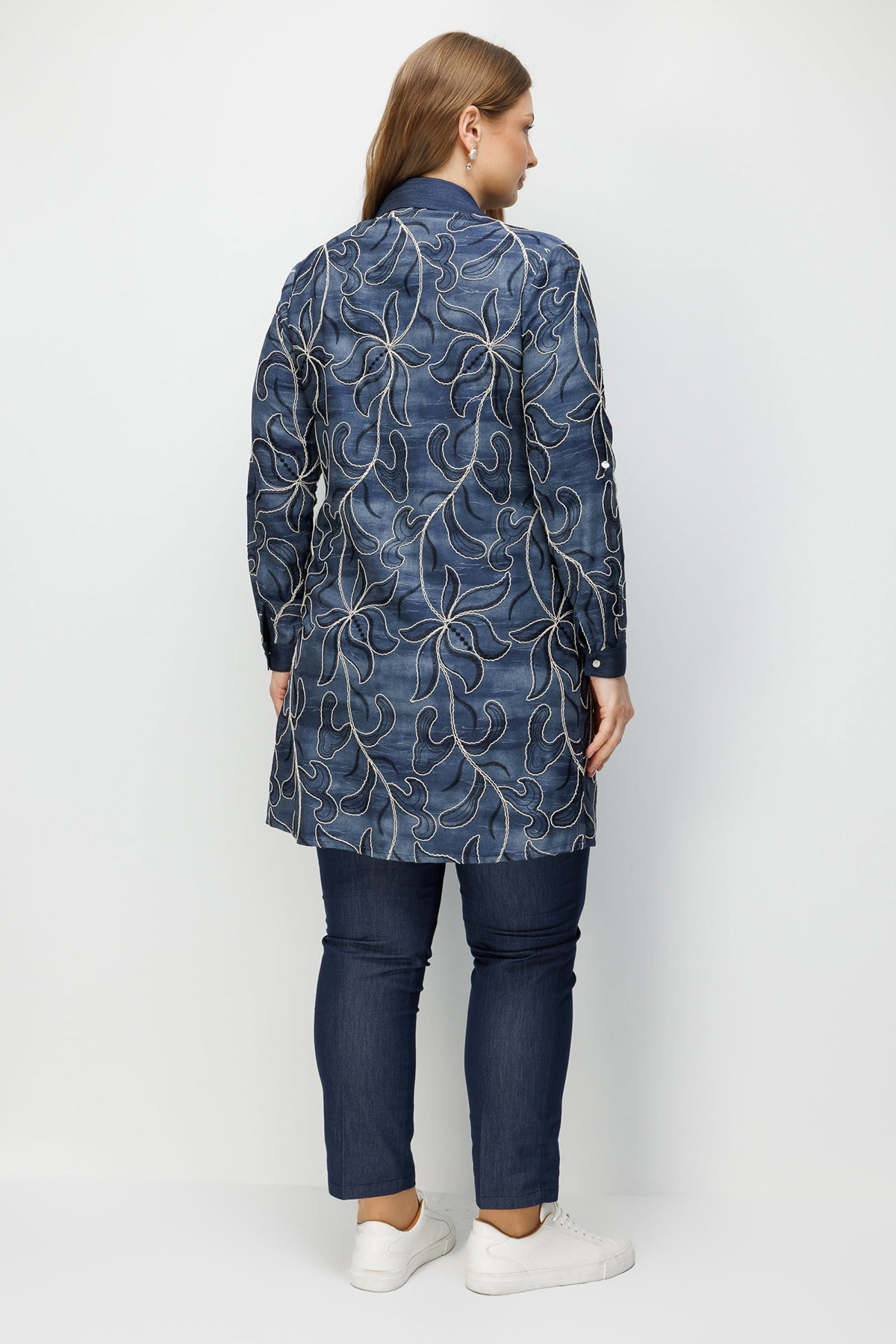 Moda İlgi Kadın Büyük Beden Çiçek Desen Nakışlı Düğme Kapamalı Uzun Tunik 0374 Lacivert - 4