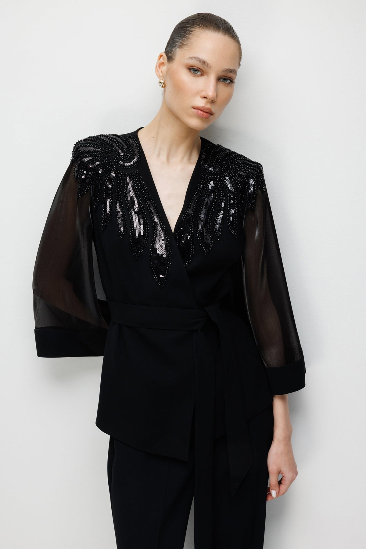 Moda İlgi Kadın Omuzları Boncuk Aksesuar Detaylı Pelerin Kol Ceket 5019 Siyah - 3