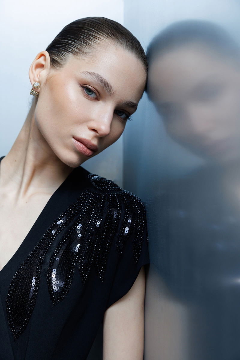 Moda İlgi Kadın Omuzları Boncuk İşlemeli İki Düğmeli Ceket 5020 Siyah - 2