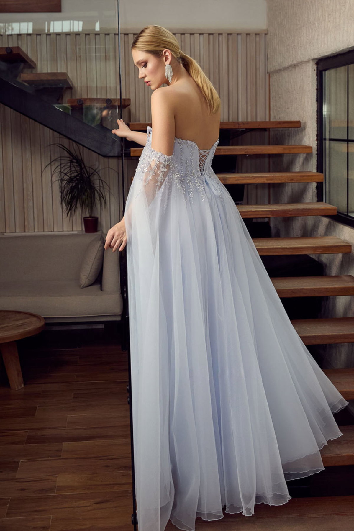 Ömür Inn Kadın Straplez Payet İşlemeli Kolları Pelerin Detaylı Uzun Abiye Elbise 5584 Buz Mavi - 3