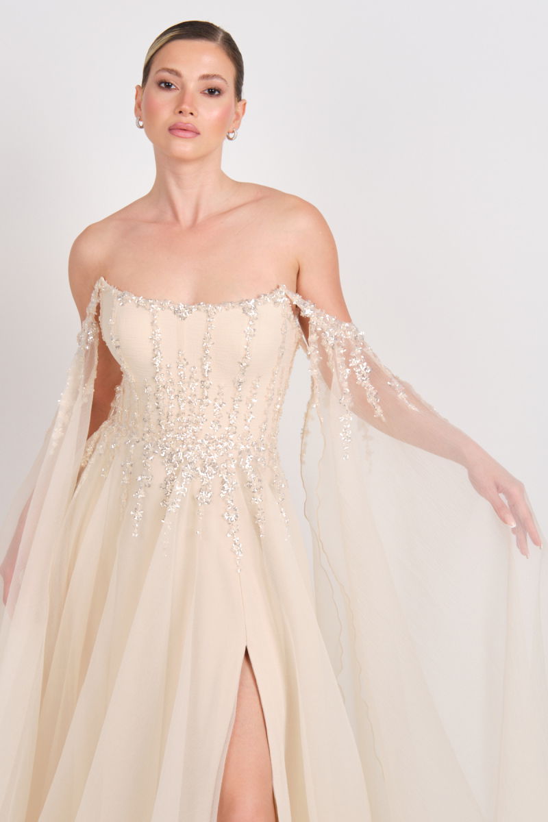 Ömür Inn Kadın Straplez Payet İşlemeli Kolları Pelerin Detaylı Uzun Abiye Elbise 5584 Şampanya - 3