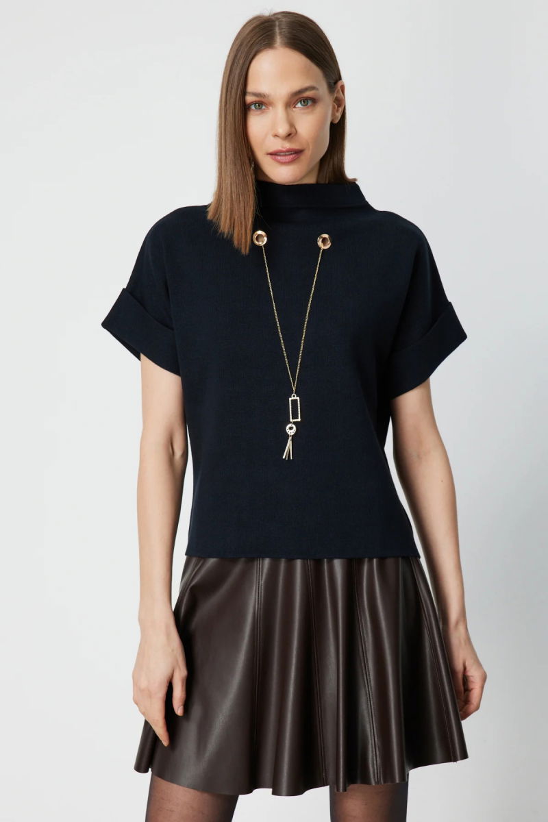 On Kadın Aksesuar Detaylı Dik Yaka Triko Kazak 65340 Siyah - On