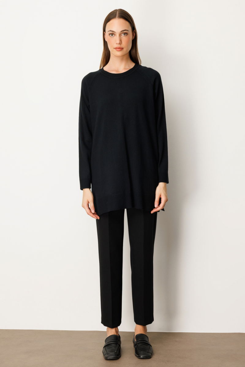 On Kadın Arkası Düğmeli Sıfır Yaka Kazak 65413 Siyah - 3