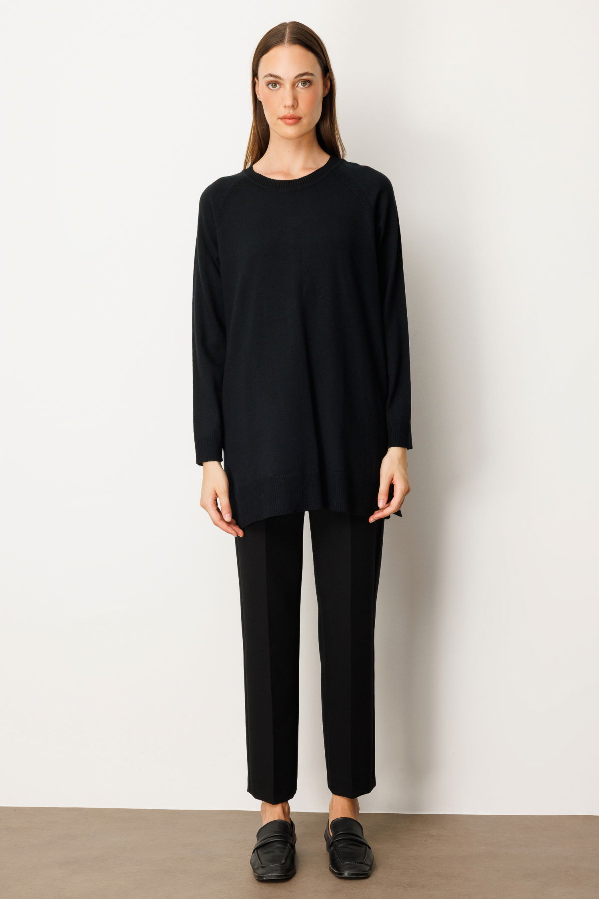 On Kadın Arkası Düğmeli Sıfır Yaka Kazak 65413 Siyah - 3