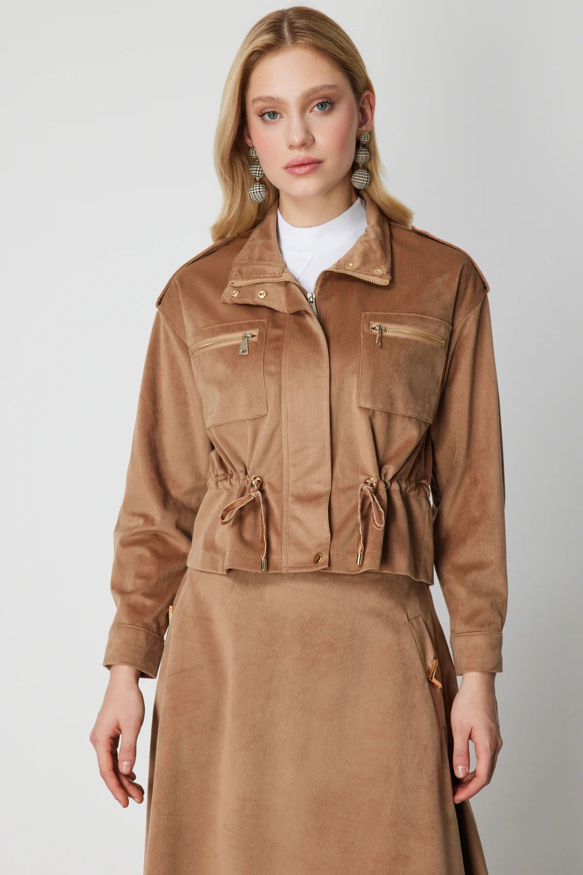 On Kadın Beli Büzgülü Dik Yaka Ceket 66532 Camel - 1