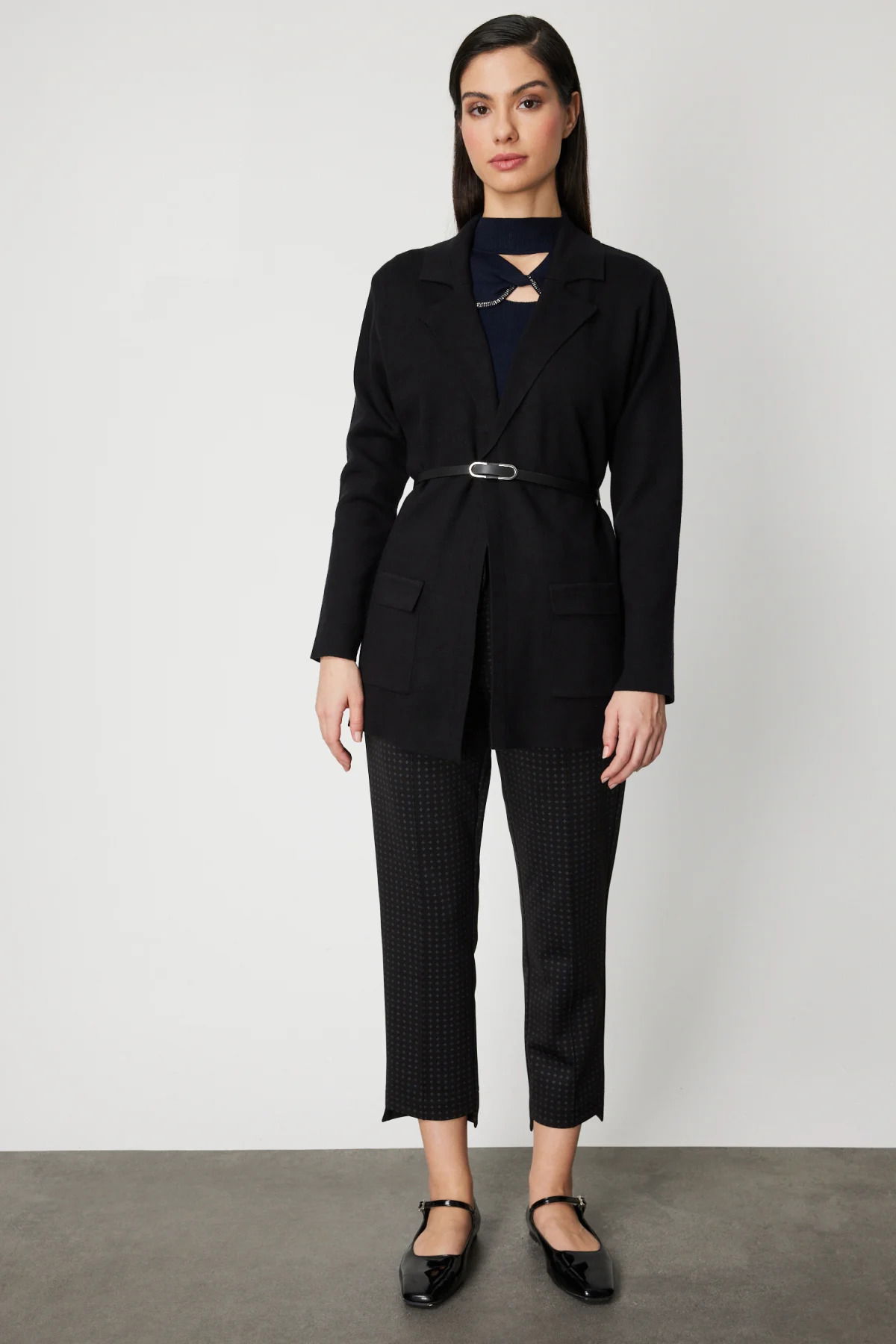 On Kadın Beli Kemerli Kapak Cepli Hırka 69907 Siyah - 3