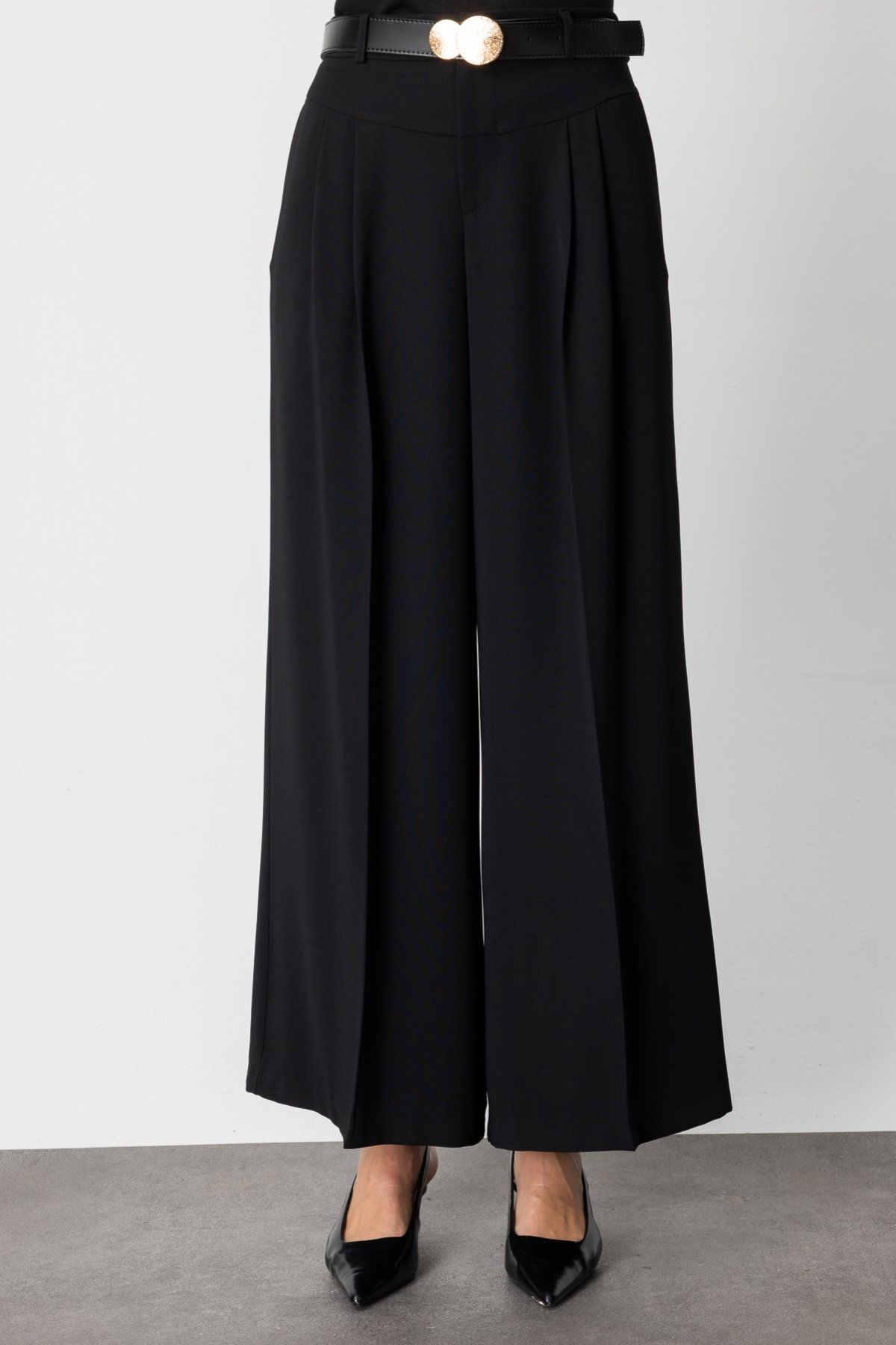 On Kadın Beli Kemerli Pileli Pantolon 64121 Siyah - 3