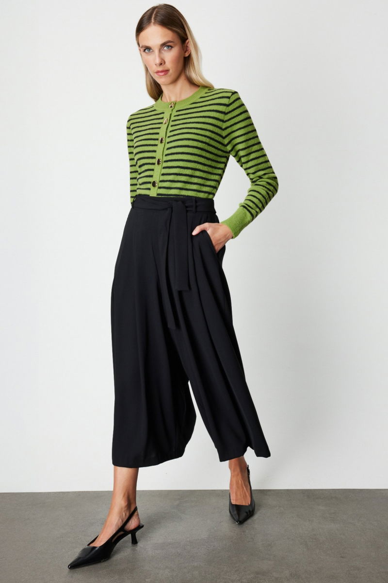 On Kadın Beli Kemerli Pileli Pantolon 64151 Siyah - 3