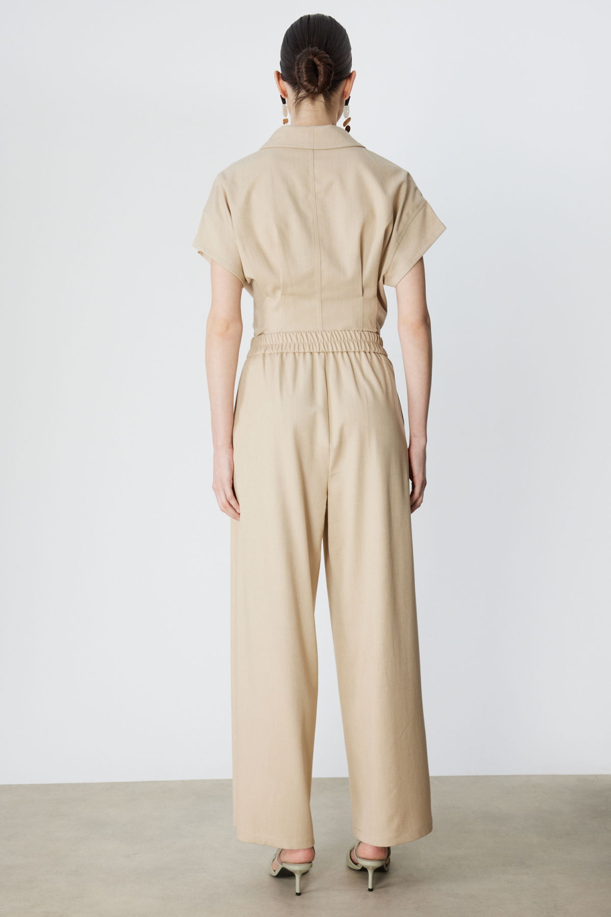 On Kadın Beli Lastikli Bol Paça Kumaş Pantolon 70701 Bej - 4