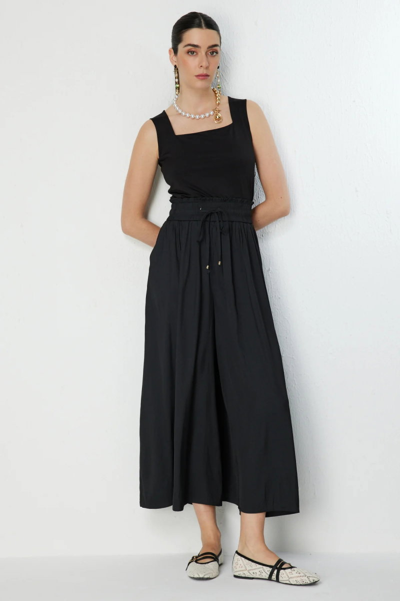 On Kadın Beli Lastikli Geniş Paça Pantolon 70136 Black 