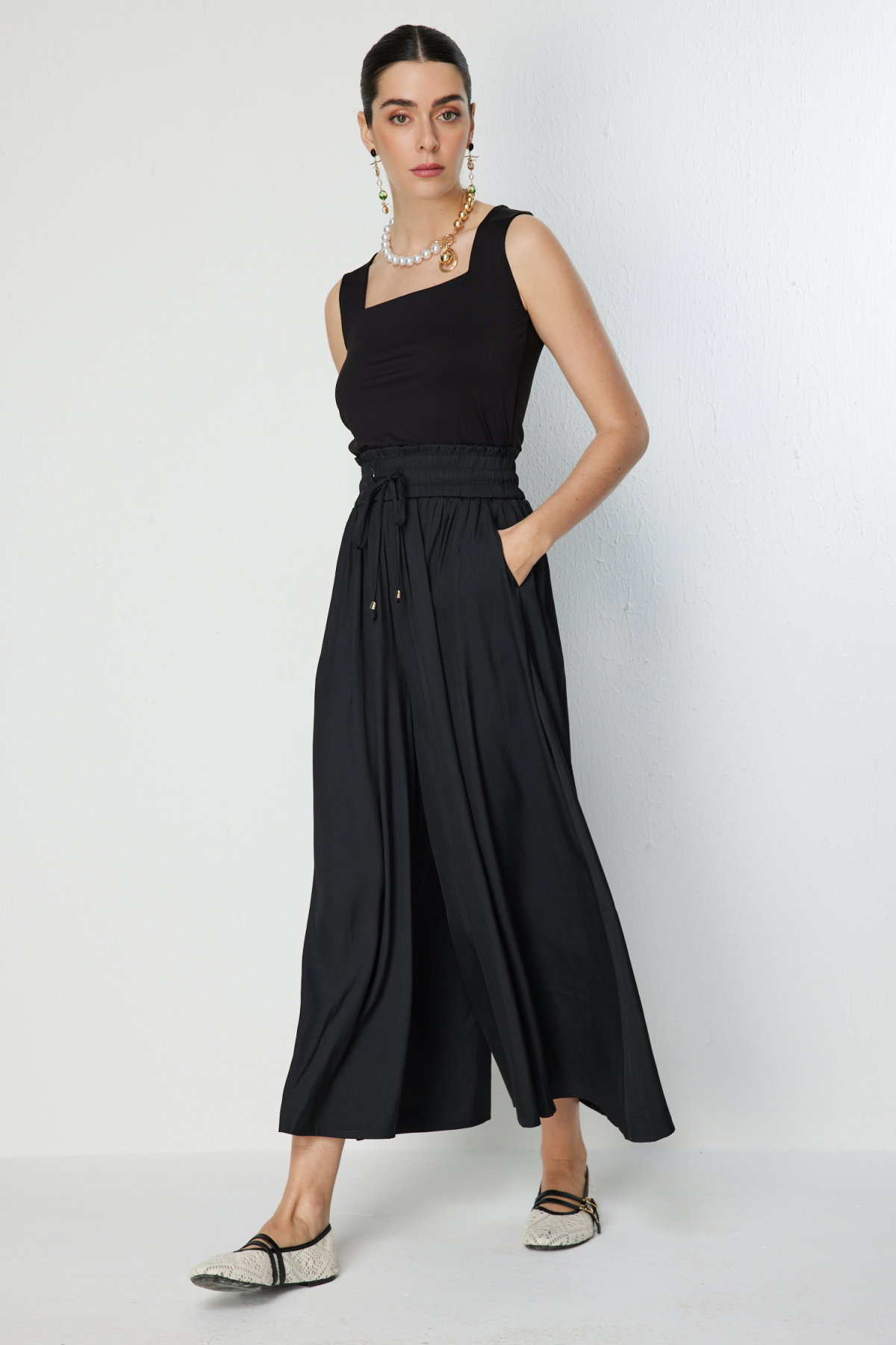 On Kadın Beli Lastikli Geniş Paça Pantolon 70136 Black - 2