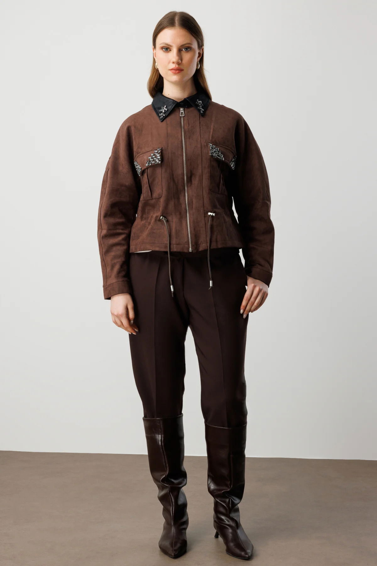 On Kadın Büyük Beden Cepleri Taş Detaylı Süet Mont 60714 Kahverengi - 3