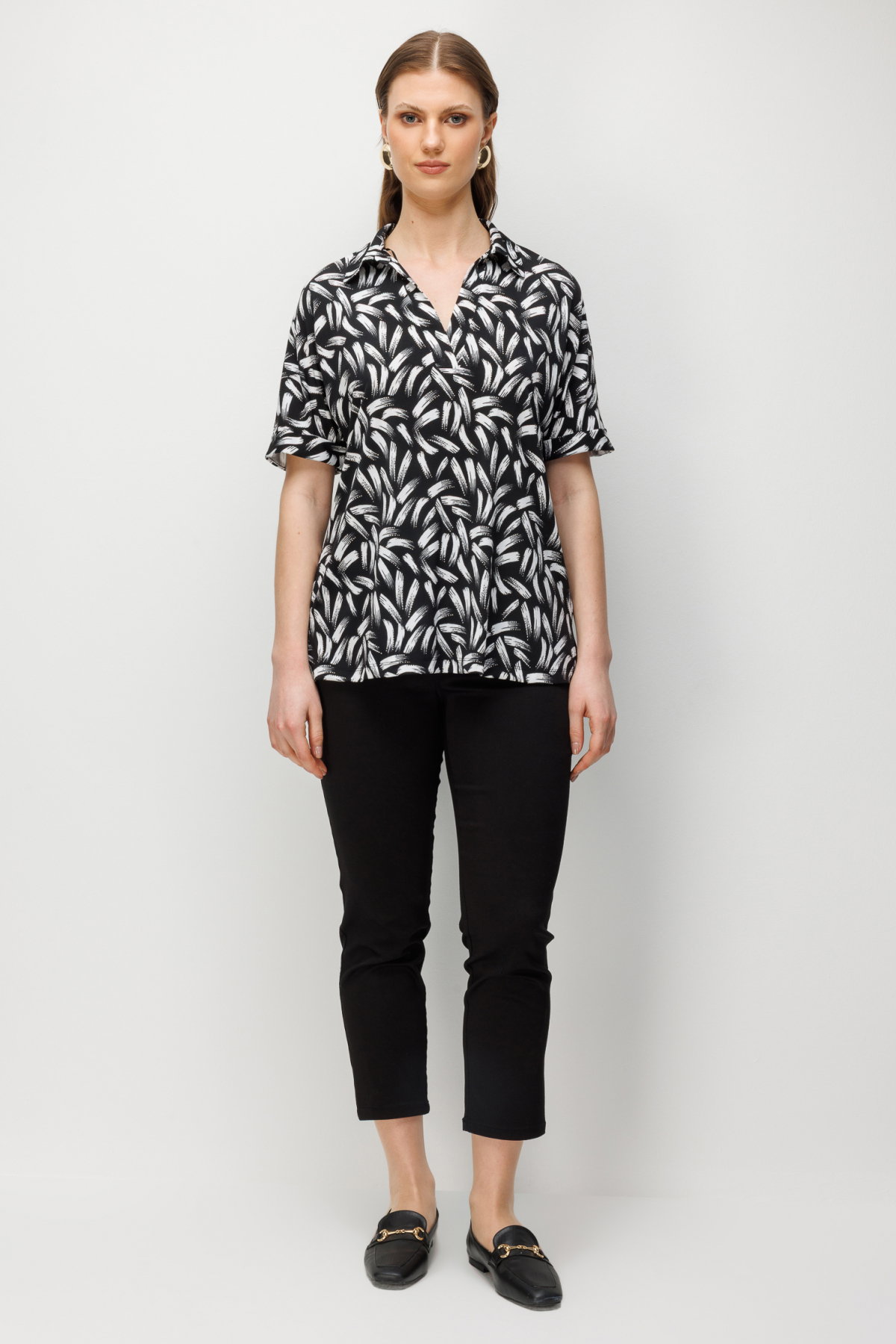 On Kadın Büyük Beden Desenli Kısa Kollu Bluz 71338 Siyah - 3
