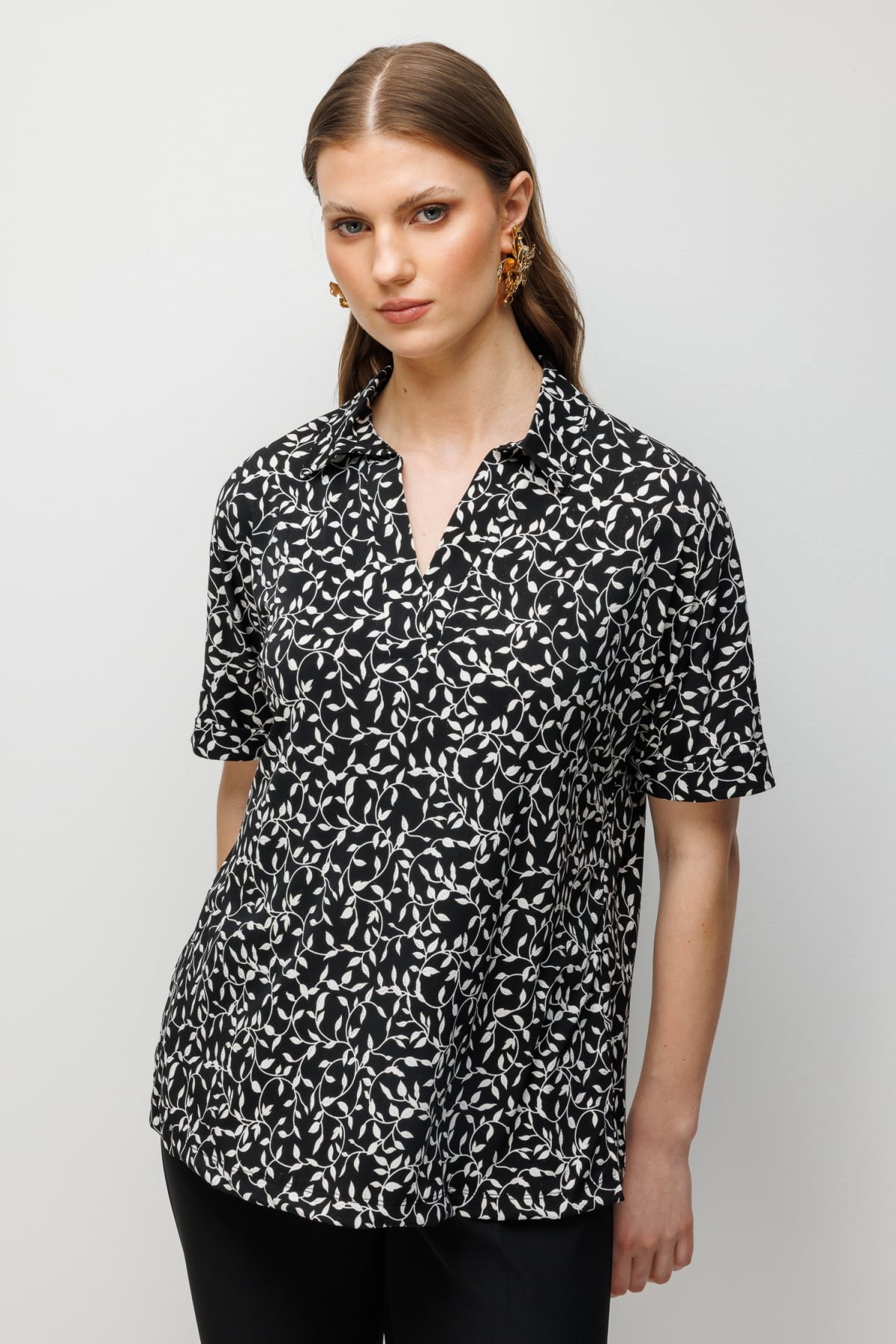 On Kadın Büyük Beden Desenli Kısa Kollu Bluz 71338 Siyah-Ekru - 1