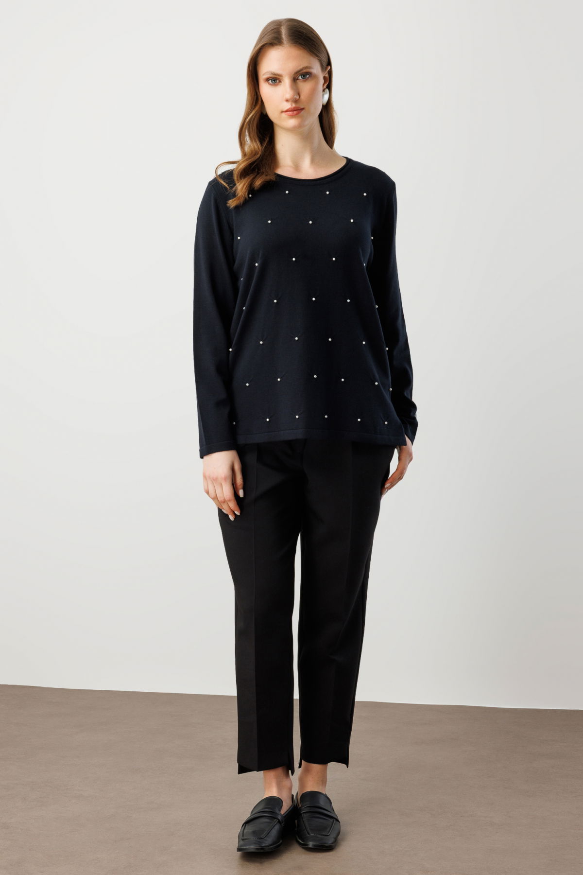 On Kadın Büyük Beden İnci Detaylı Triko Kazak 65371 Siyah - 3