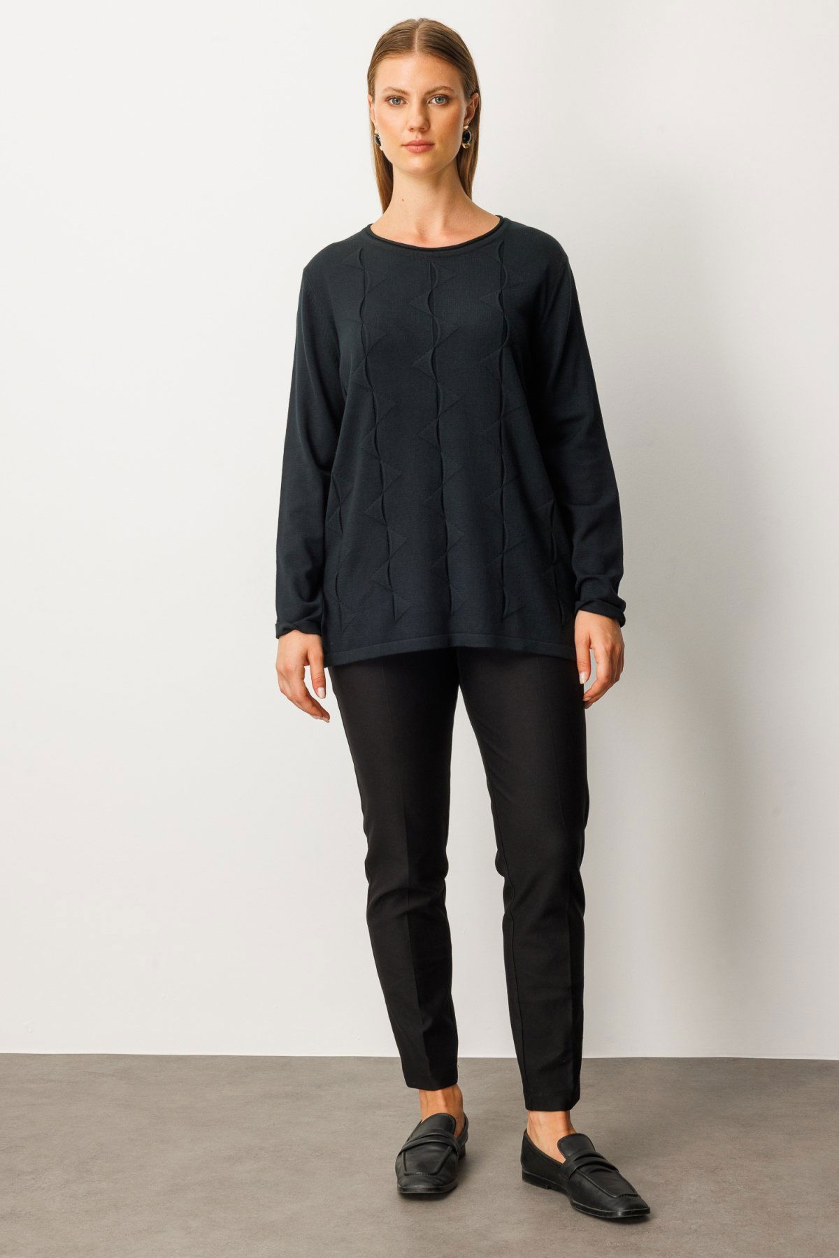 On Kadın Büyük Beden Kendinden Desenli Triko Kazak 65329 Siyah - 2