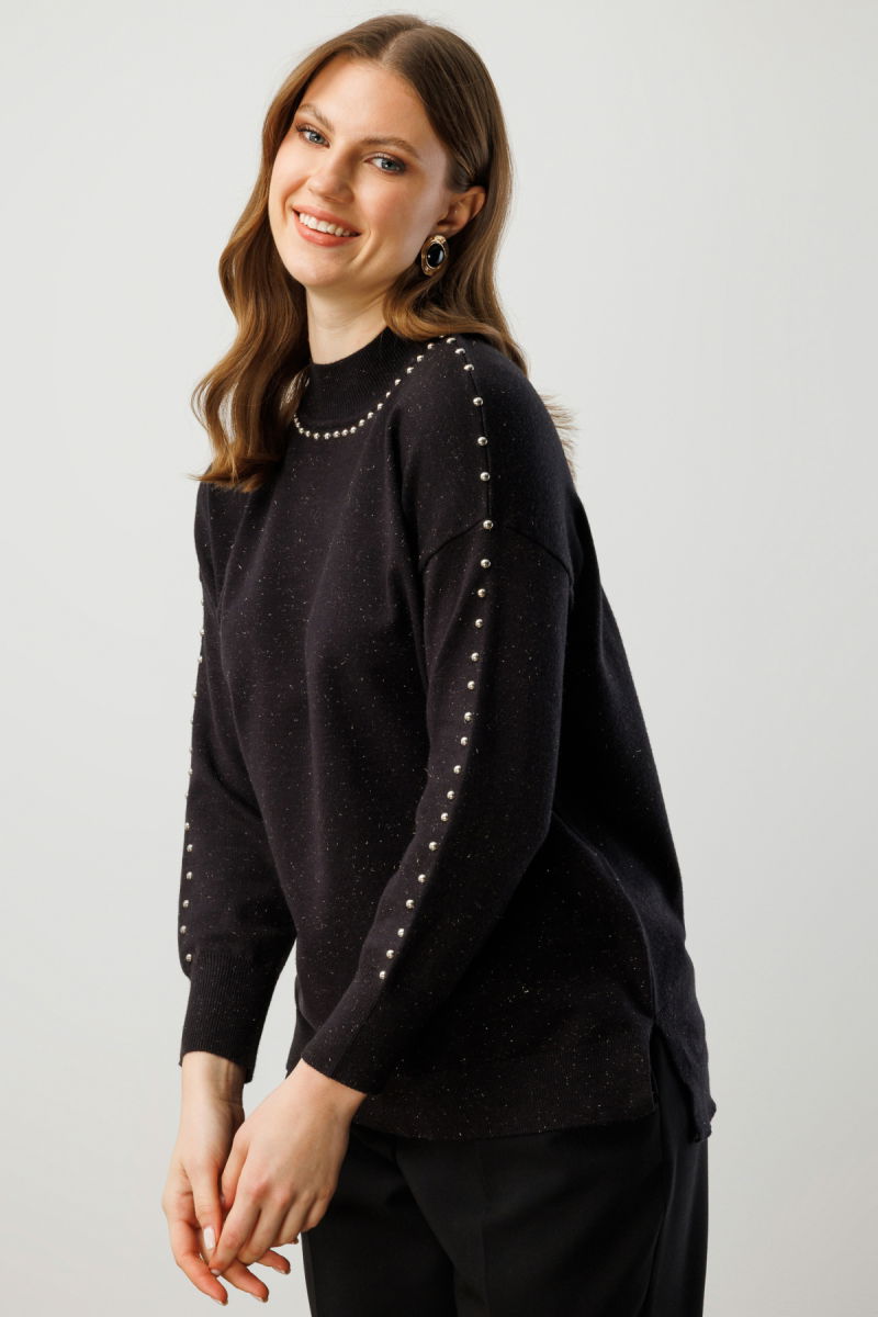 On Kadın Büyük Beden Kumaşı Simli Zımba Detaylı Triko Kazak 60307 Siyah - On