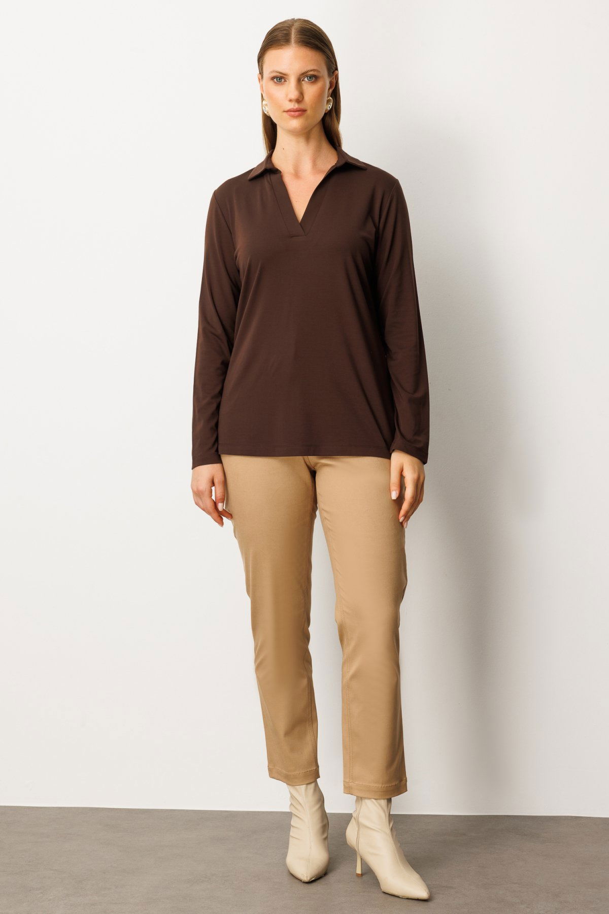 On Kadın Büyük Beden Polo Yaka Basic Bluz 61332 Kahverengi - 3