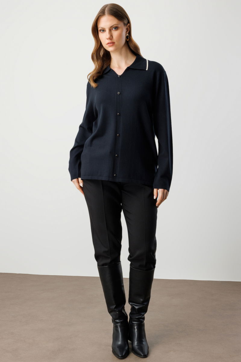 On Kadın Büyük Beden Süs Düğmeli Polo Yaka Triko Kazak 65384 Siyah - 2