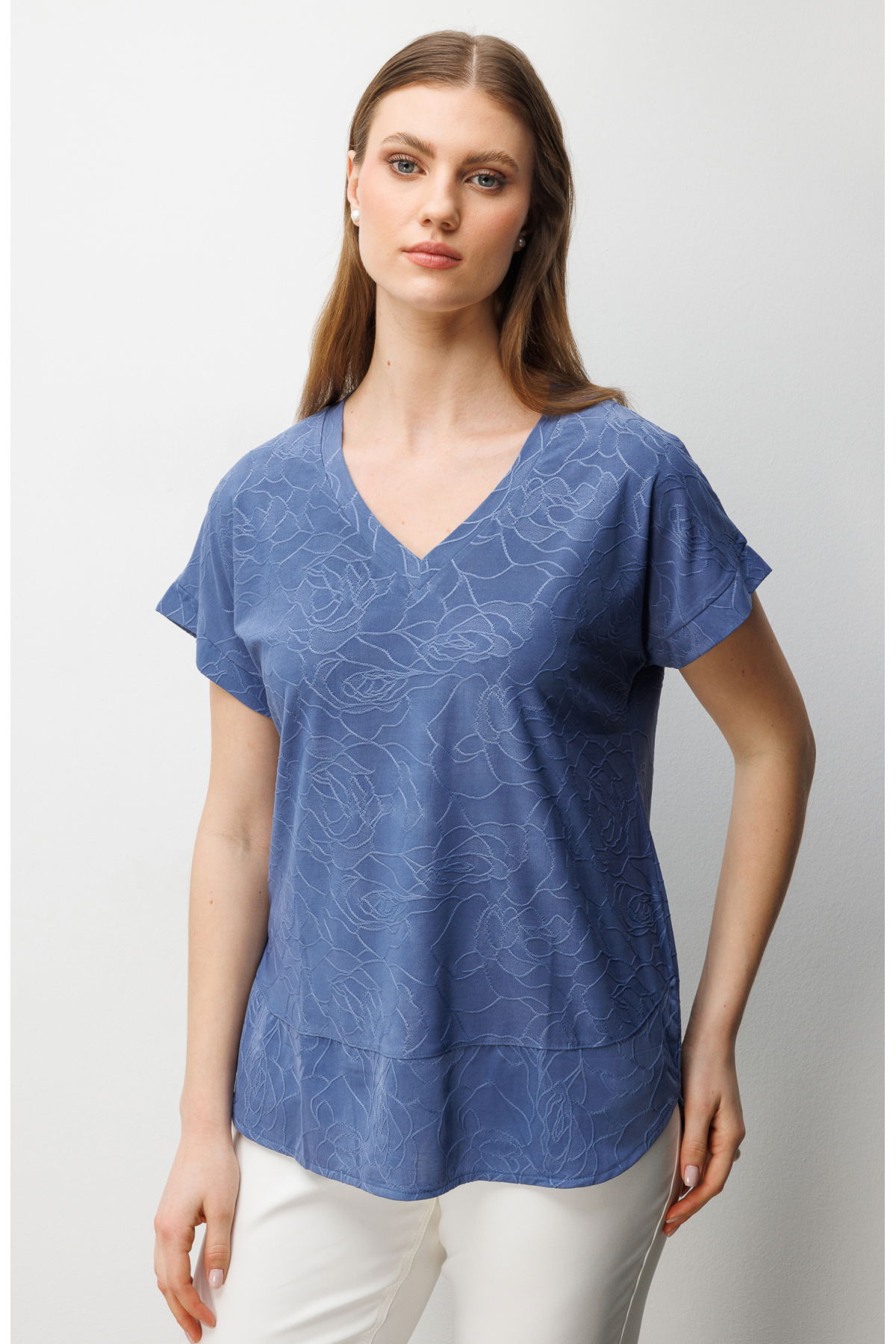 On Kadın Büyük Beden V Yaka Desenli Bluz 71343 Indigo - 3