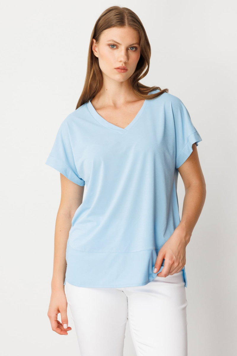 On Kadın Büyük Beden V Yaka Parçalı T-Shirt 71476 Açık Mavi - On