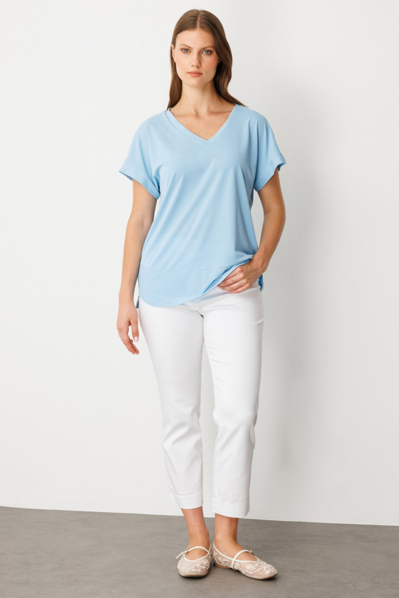 On Kadın Büyük Beden V Yaka Parçalı T-Shirt 71476 Açık Mavi - 3