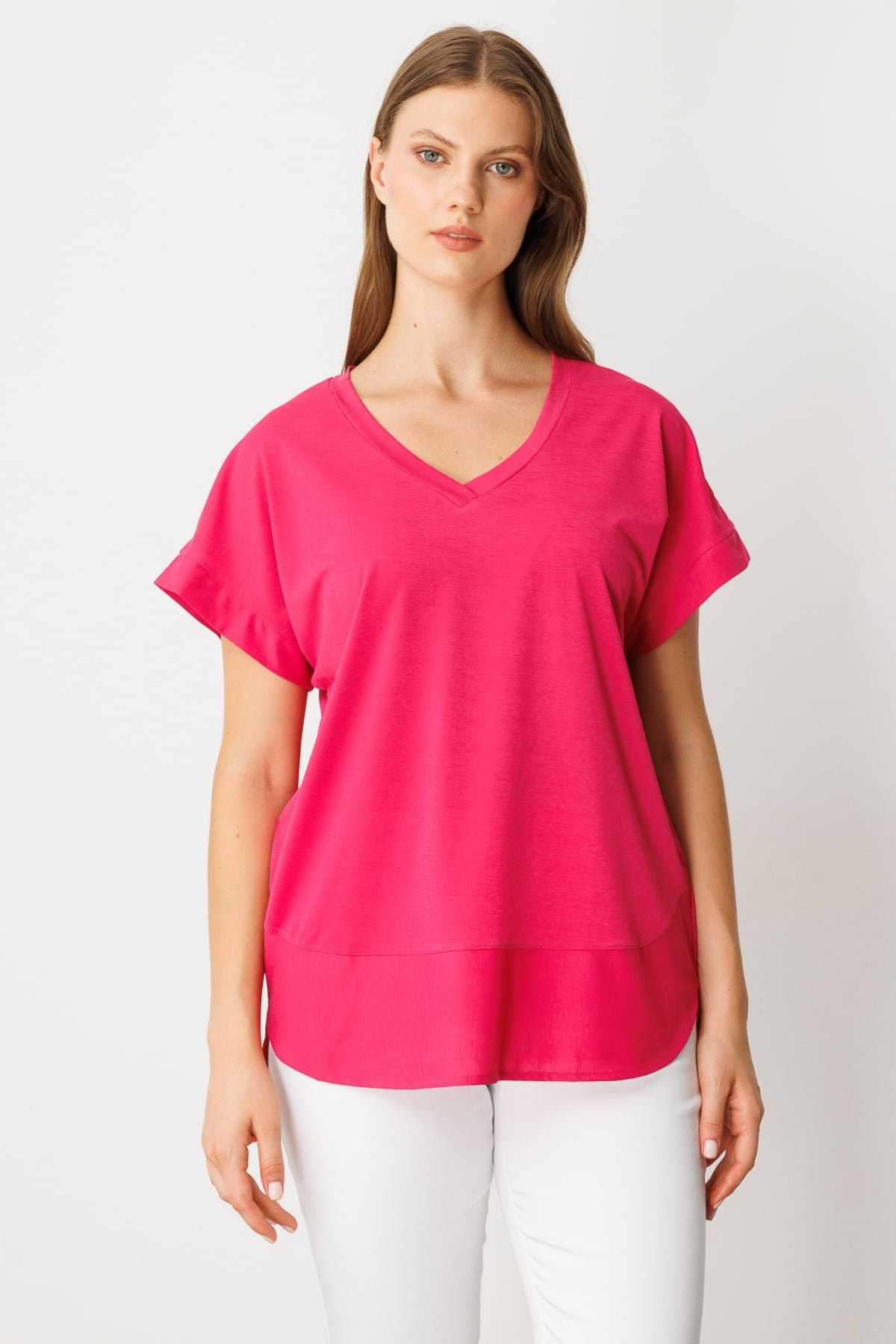 On Kadın Büyük Beden V Yaka Parçalı T-Shirt 71476 Fuşya - 1